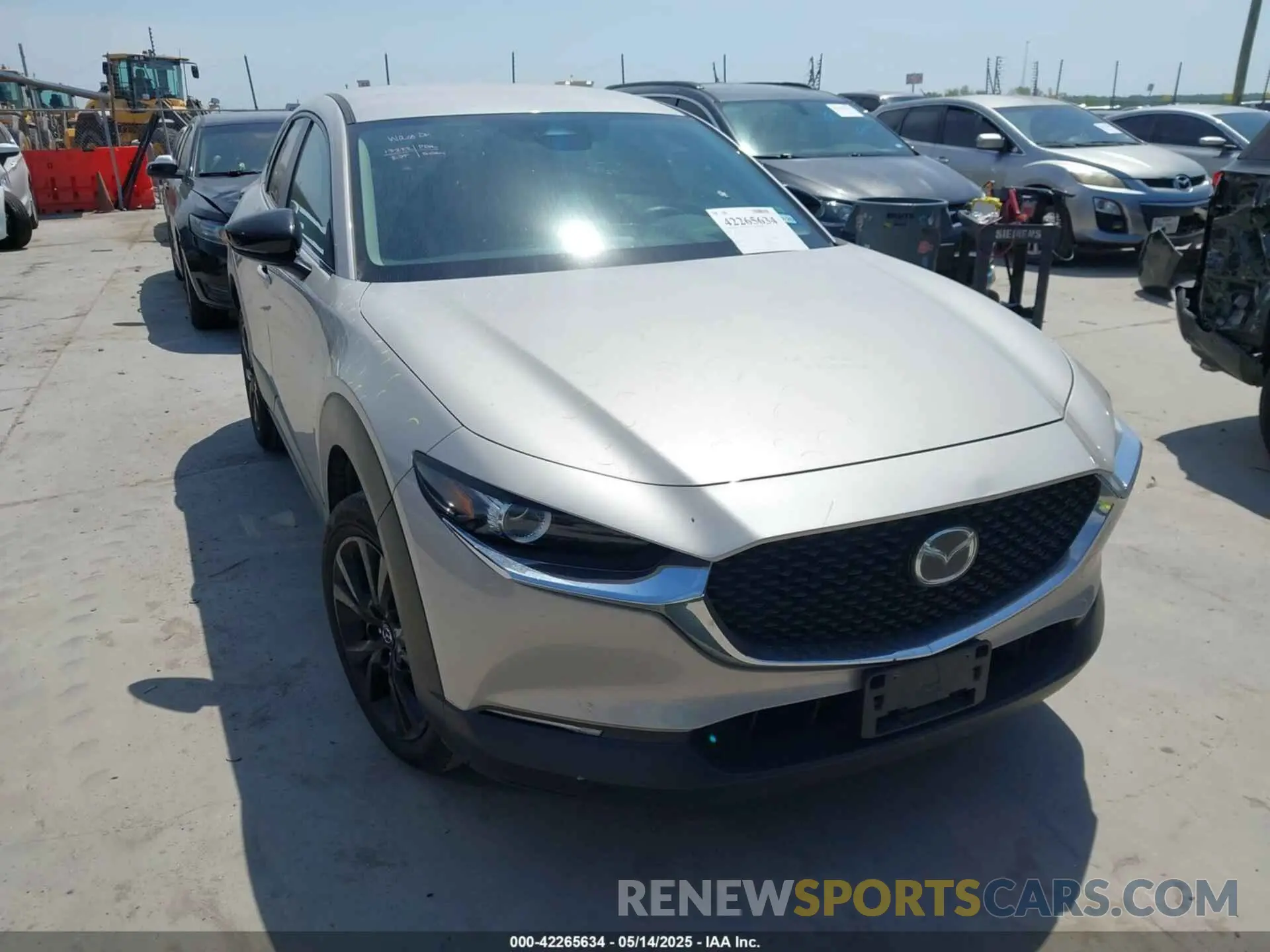 1 Photograph of a damaged car 3MVDMBBM9RM664436 MAZDA CX-30 2024