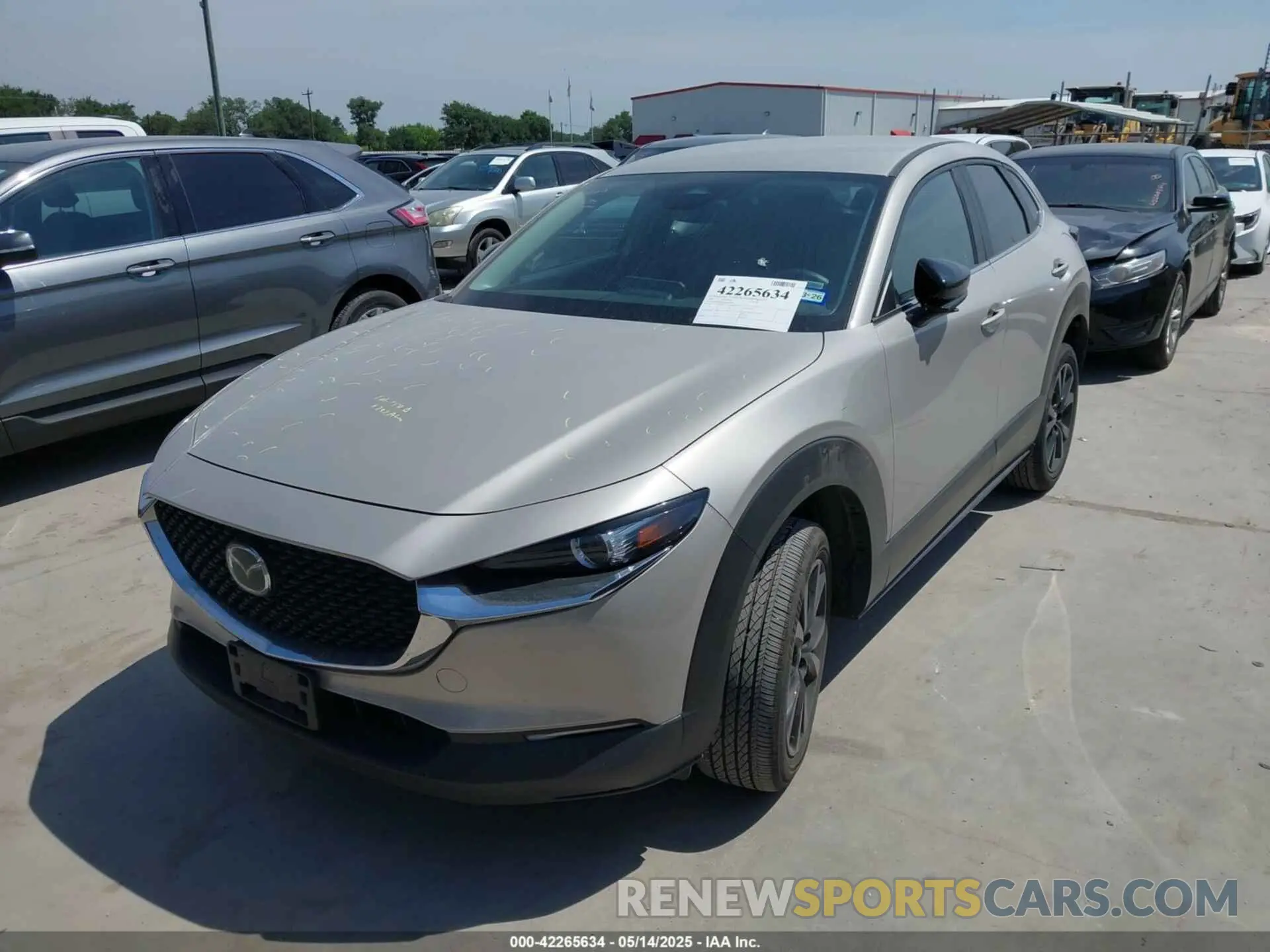 2 Photograph of a damaged car 3MVDMBBM9RM664436 MAZDA CX-30 2024