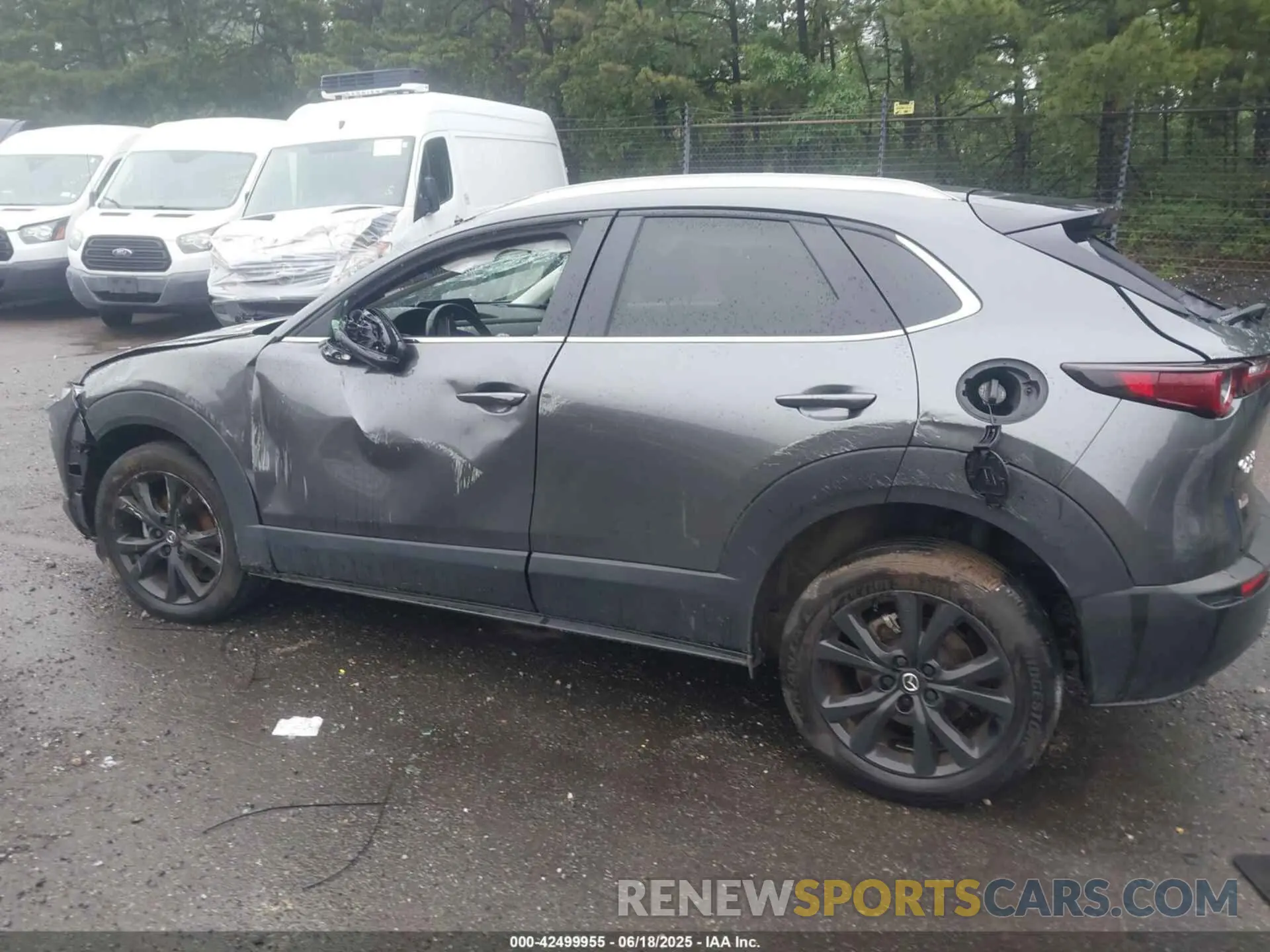 13 Photograph of a damaged car 3MVDMBBM9RM681964 MAZDA CX-30 2024