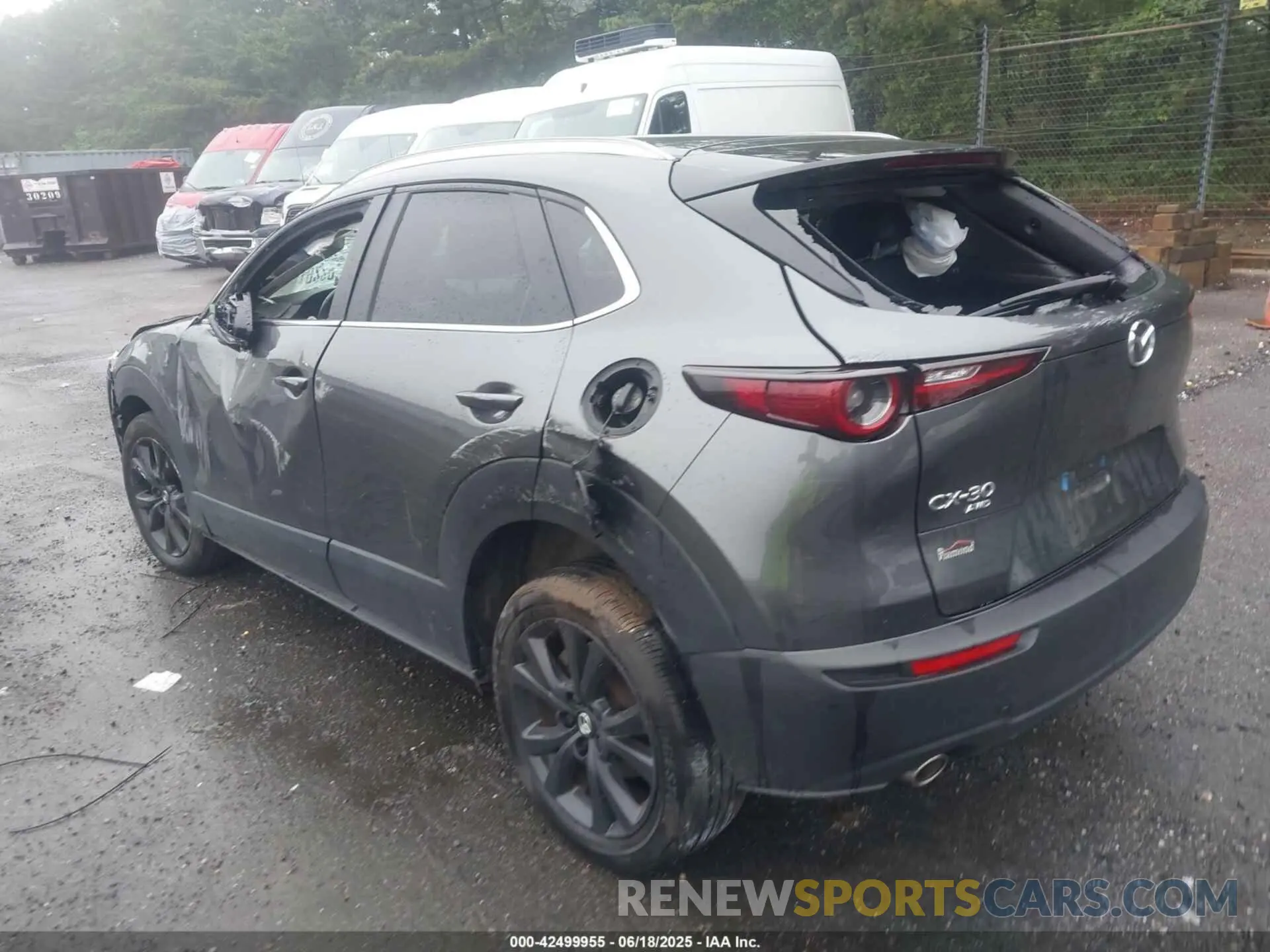 3 Photograph of a damaged car 3MVDMBBM9RM681964 MAZDA CX-30 2024