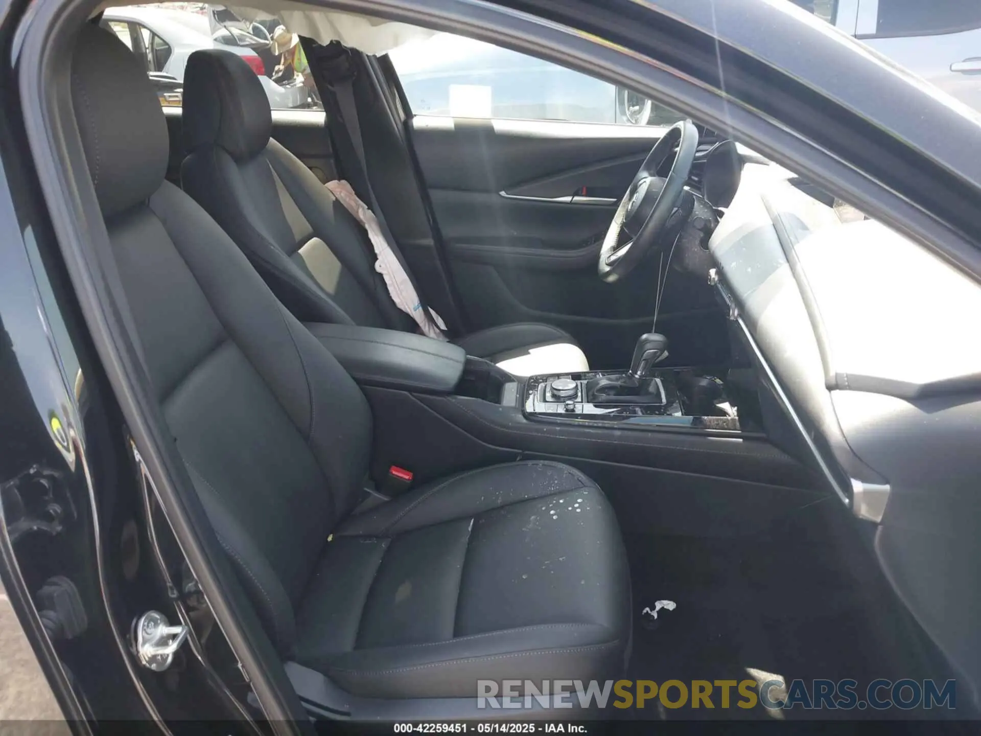 5 Photograph of a damaged car 3MVDMBBM9RM706894 MAZDA CX-30 2024
