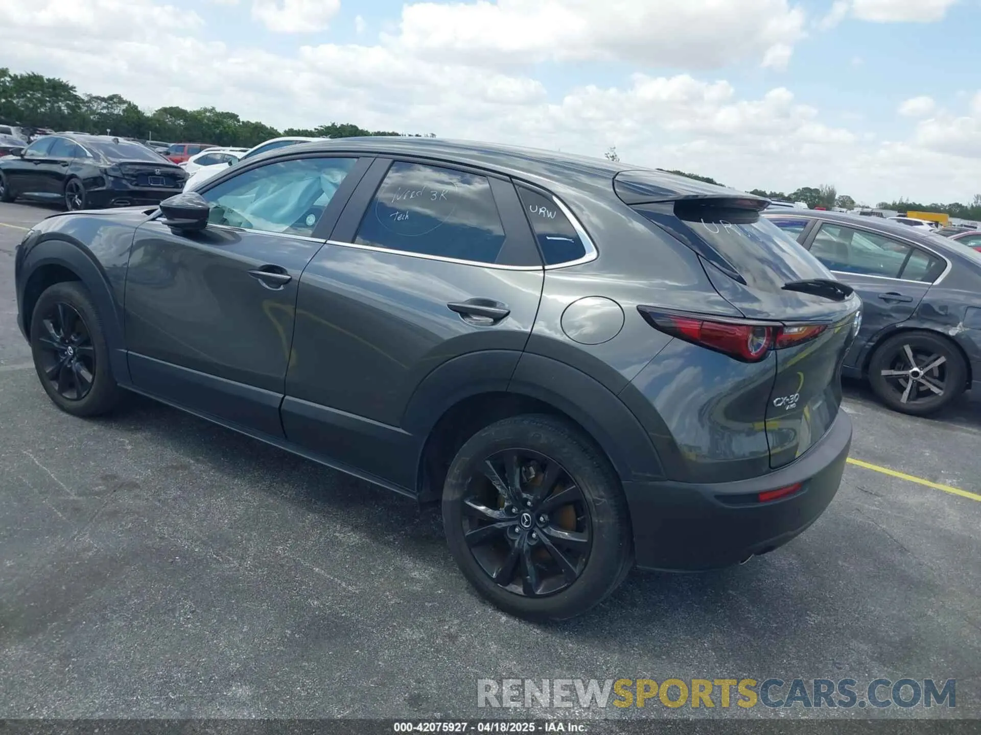 3 Photograph of a damaged car 3MVDMBBMXRM628979 MAZDA CX-30 2024