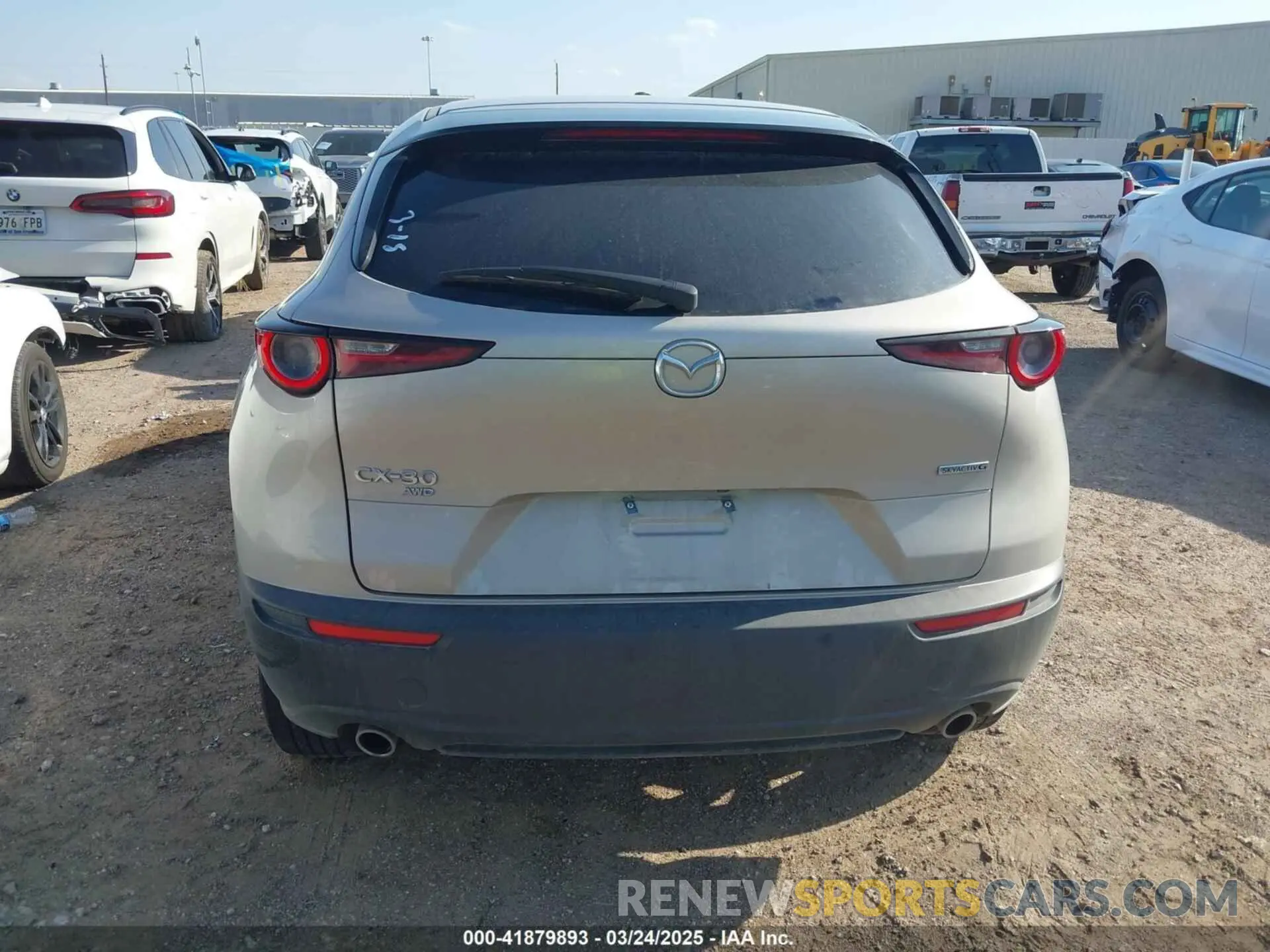 16 Photograph of a damaged car 3MVDMBBMXRM649217 MAZDA CX-30 2024