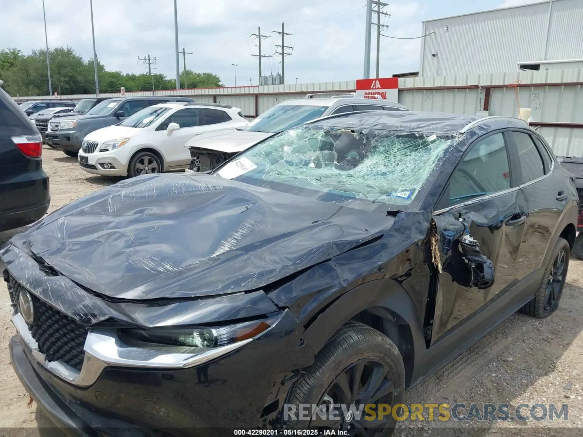 6 Photograph of a damaged car 3MVDMBBMXRM697784 MAZDA CX-30 2024