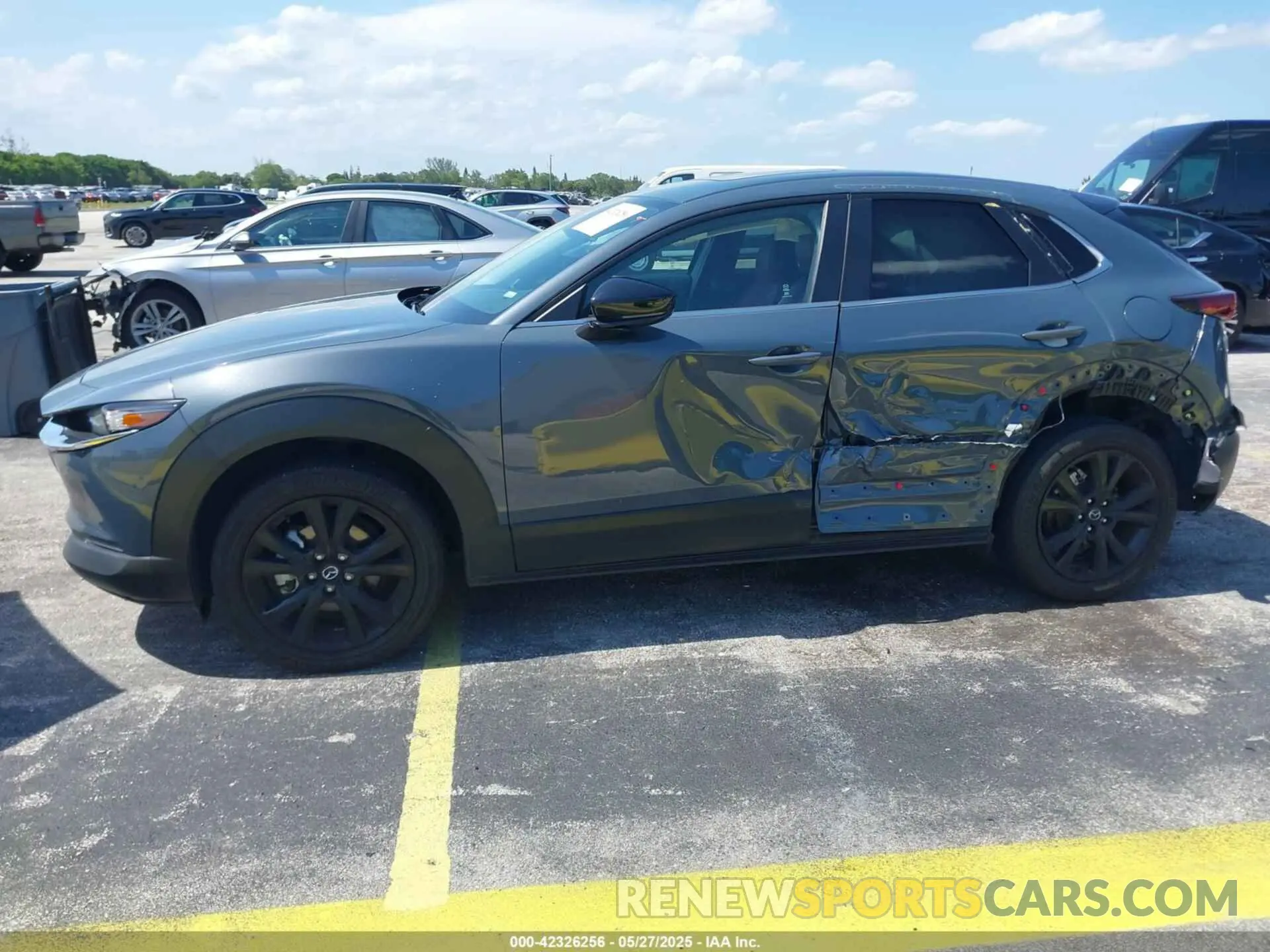 6 Photograph of a damaged car 3MVDMBCM0RM661018 MAZDA CX-30 2024