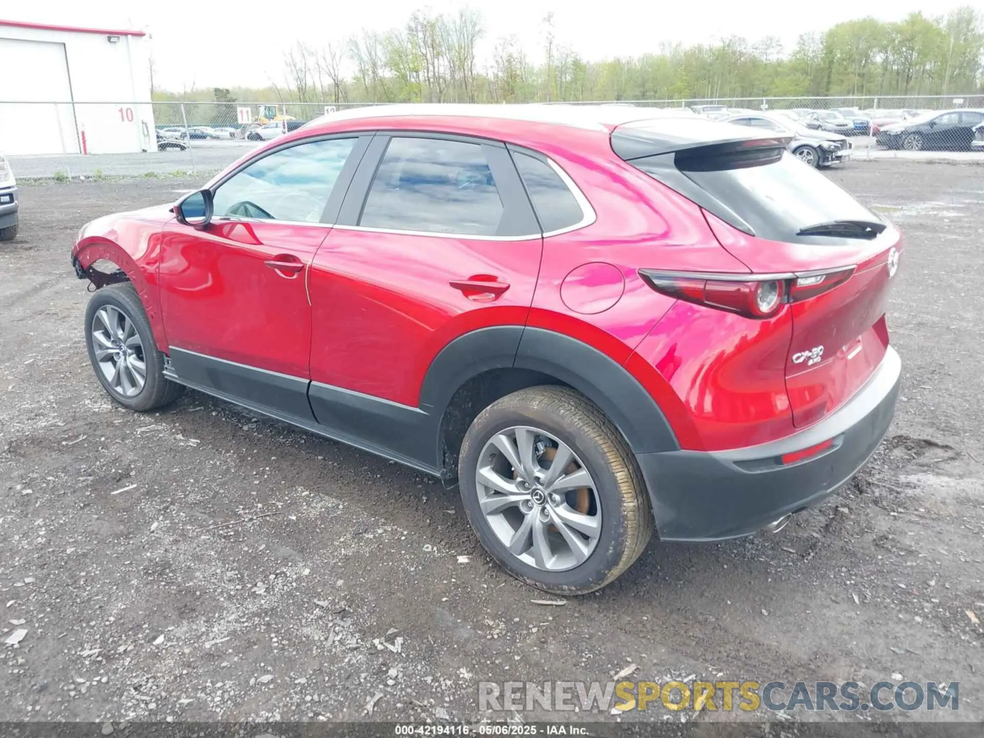 3 Photograph of a damaged car 3MVDMBCM1RM704376 MAZDA CX-30 2024