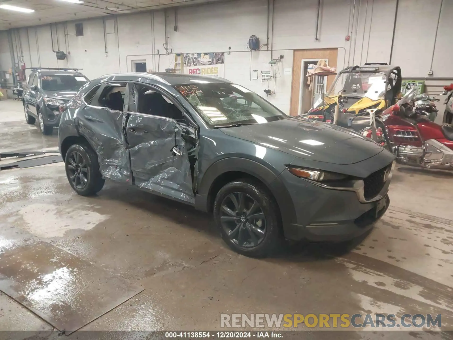 1 Photograph of a damaged car 3MVDMBCM2RM605761 MAZDA CX-30 2024