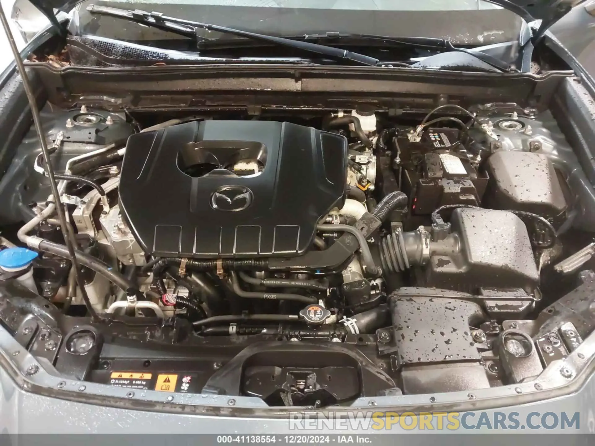 10 Photograph of a damaged car 3MVDMBCM2RM605761 MAZDA CX-30 2024