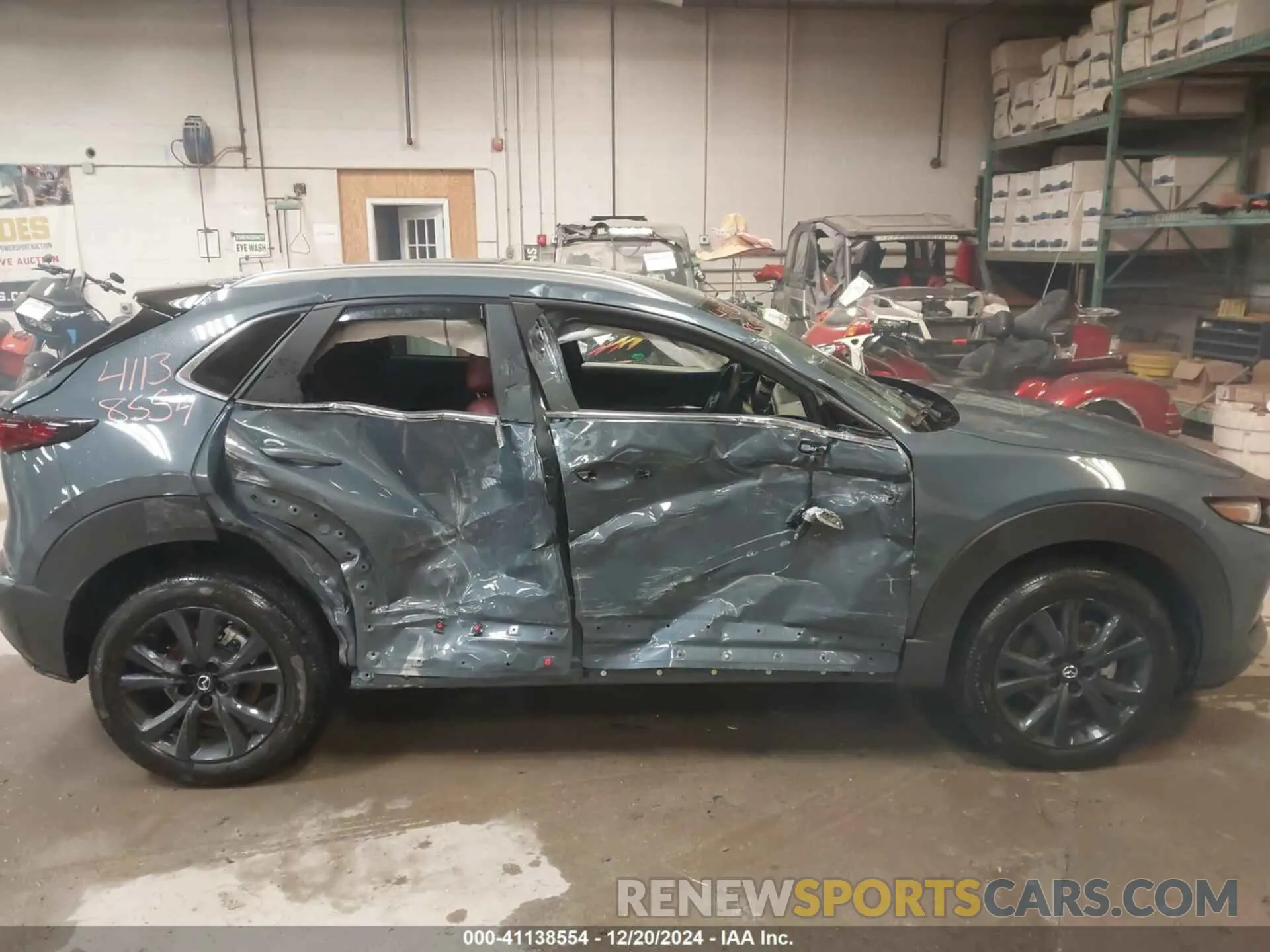 14 Photograph of a damaged car 3MVDMBCM2RM605761 MAZDA CX-30 2024