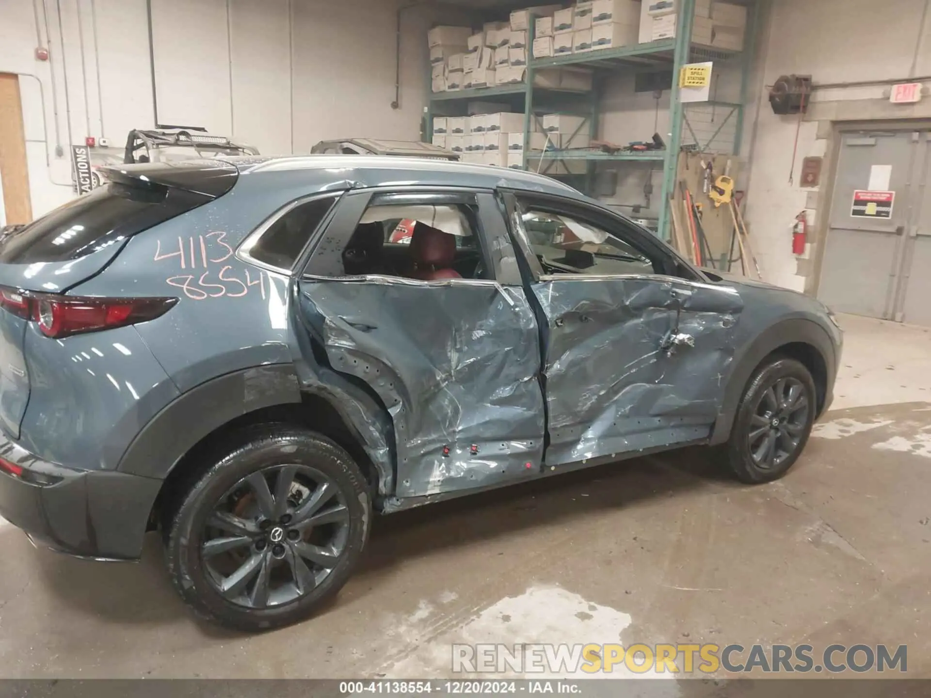 6 Photograph of a damaged car 3MVDMBCM2RM605761 MAZDA CX-30 2024