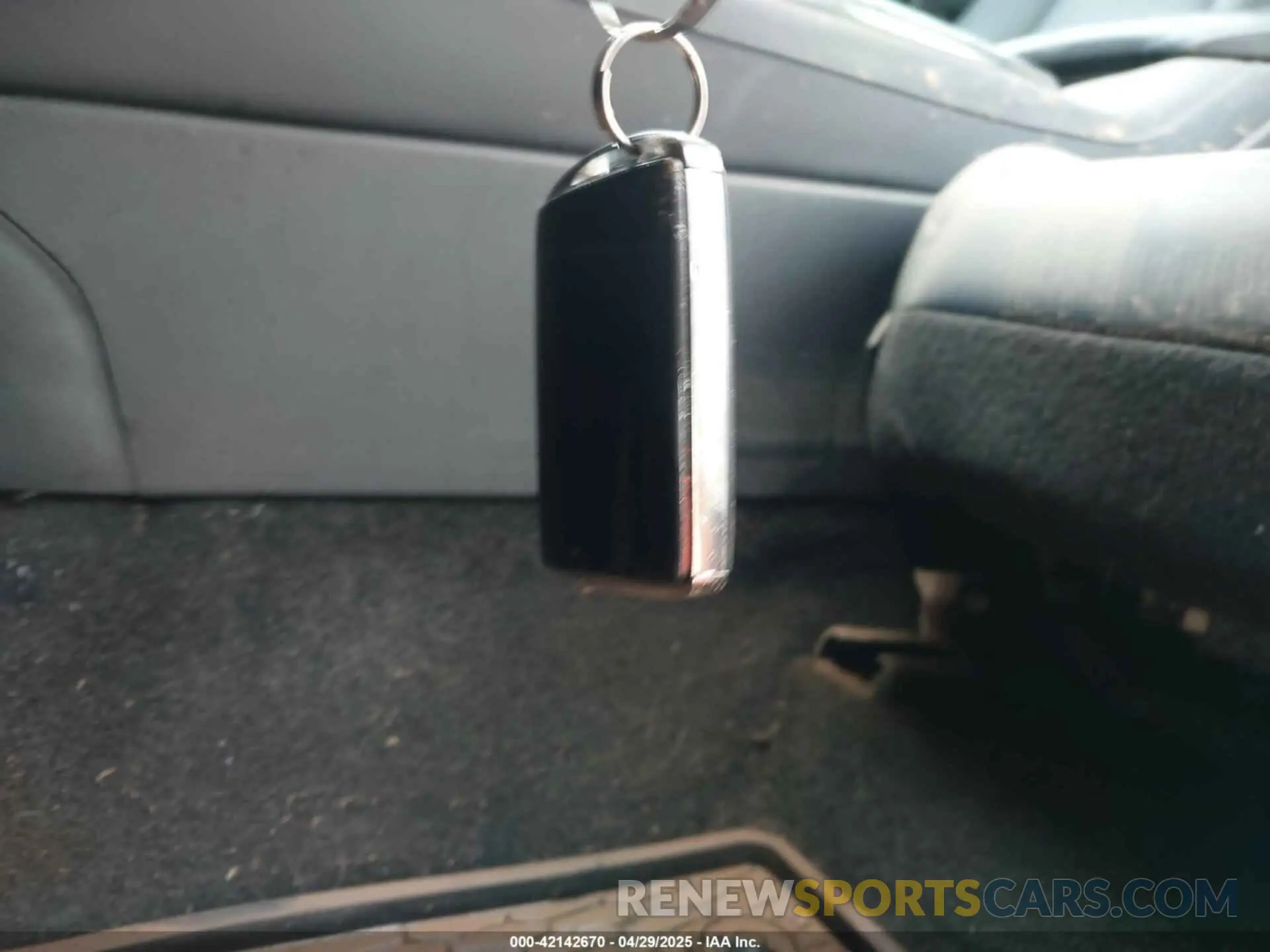 11 Photograph of a damaged car 3MVDMBCM2RM617697 MAZDA CX-30 2024