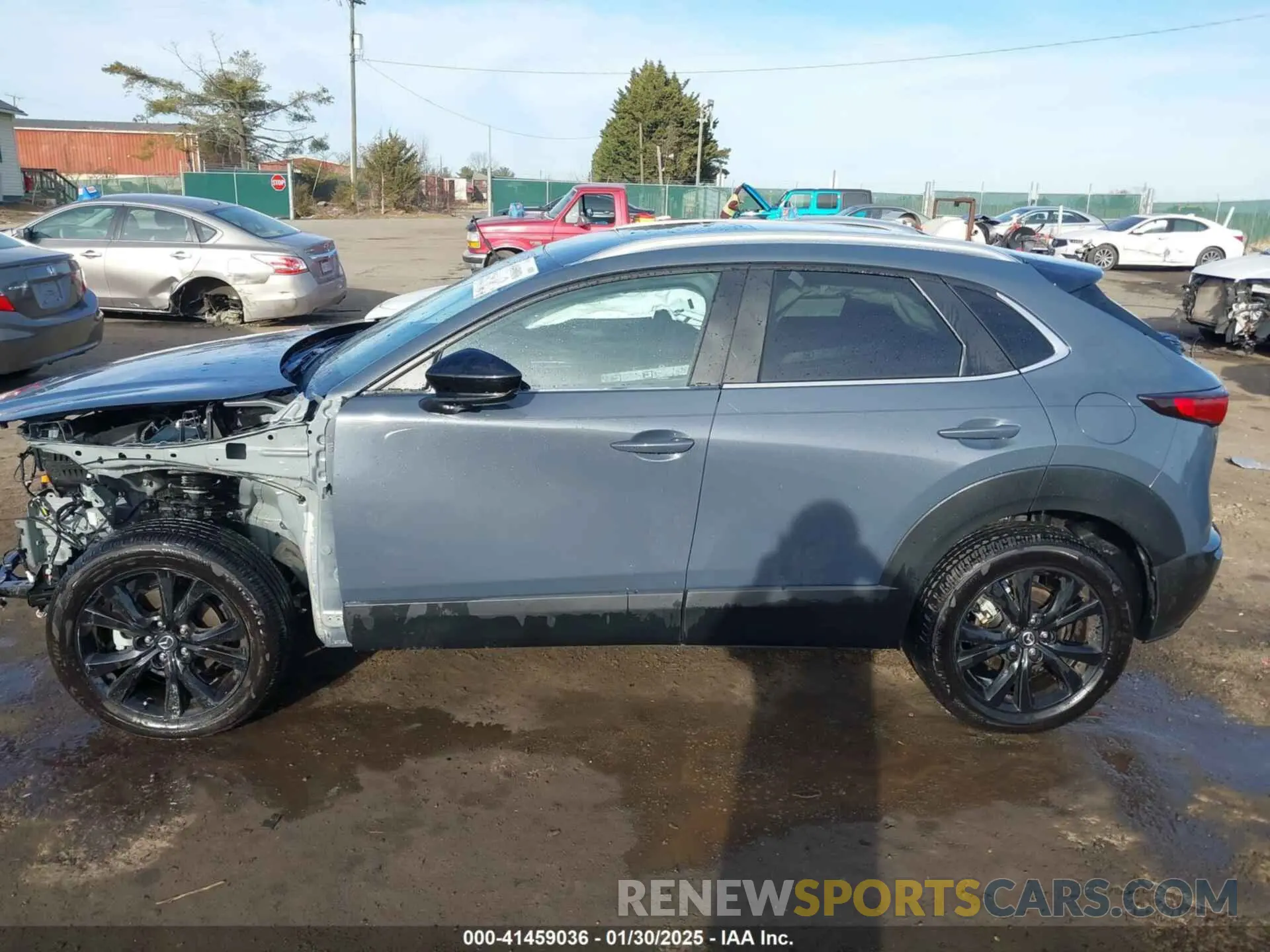 15 Photograph of a damaged car 3MVDMBCM2RM668603 MAZDA CX-30 2024