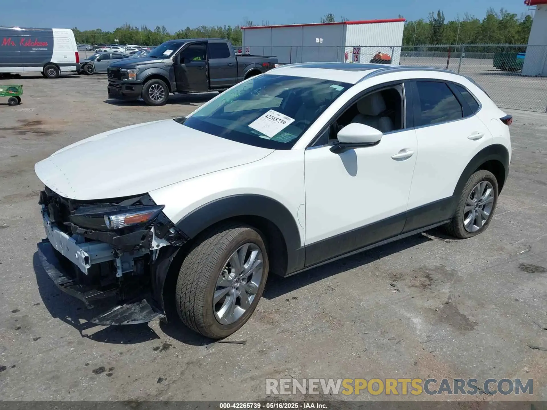 2 Photograph of a damaged car 3MVDMBCM2RM719131 MAZDA CX-30 2024
