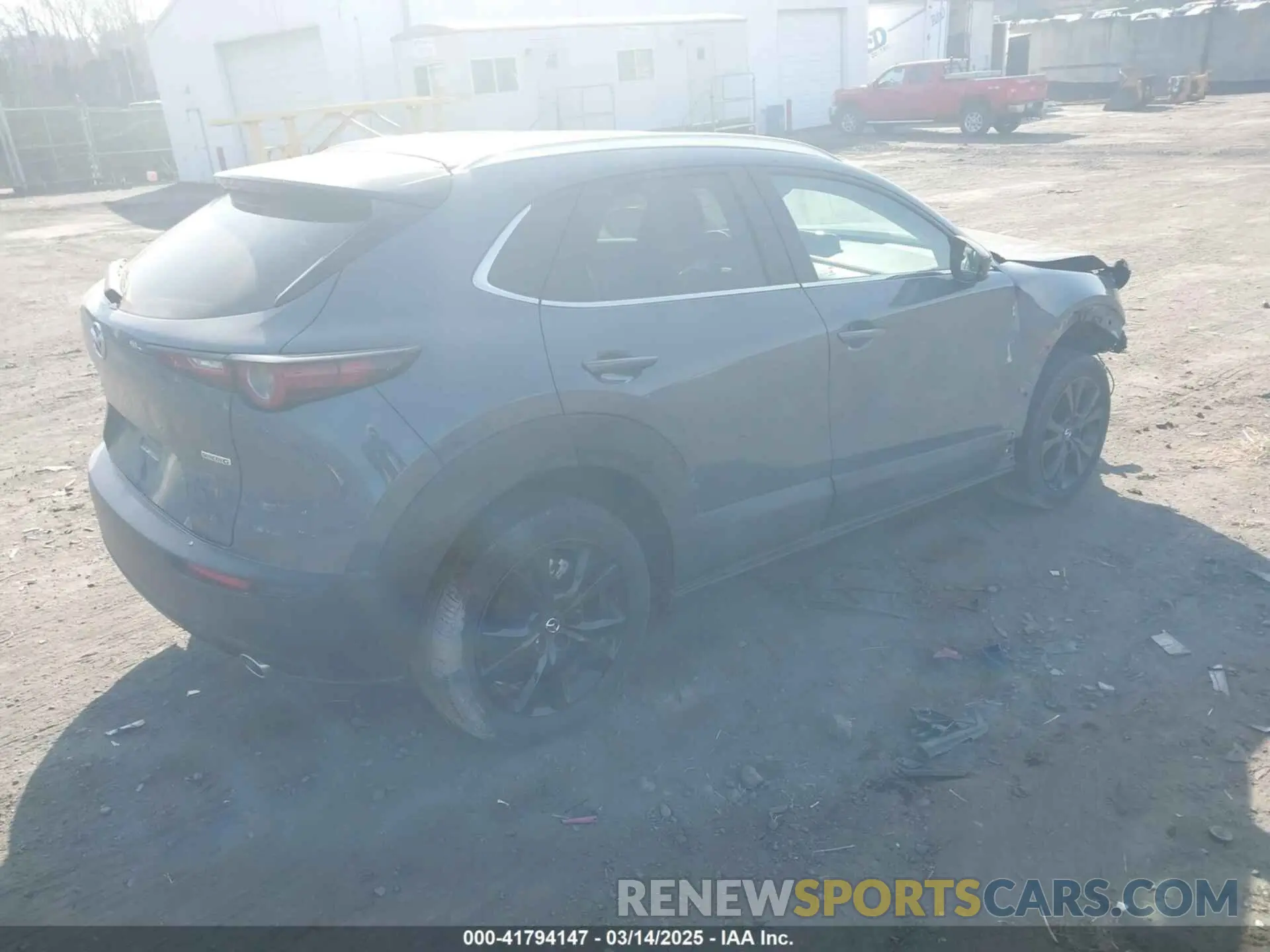 4 Photograph of a damaged car 3MVDMBCM3RM613500 MAZDA CX-30 2024