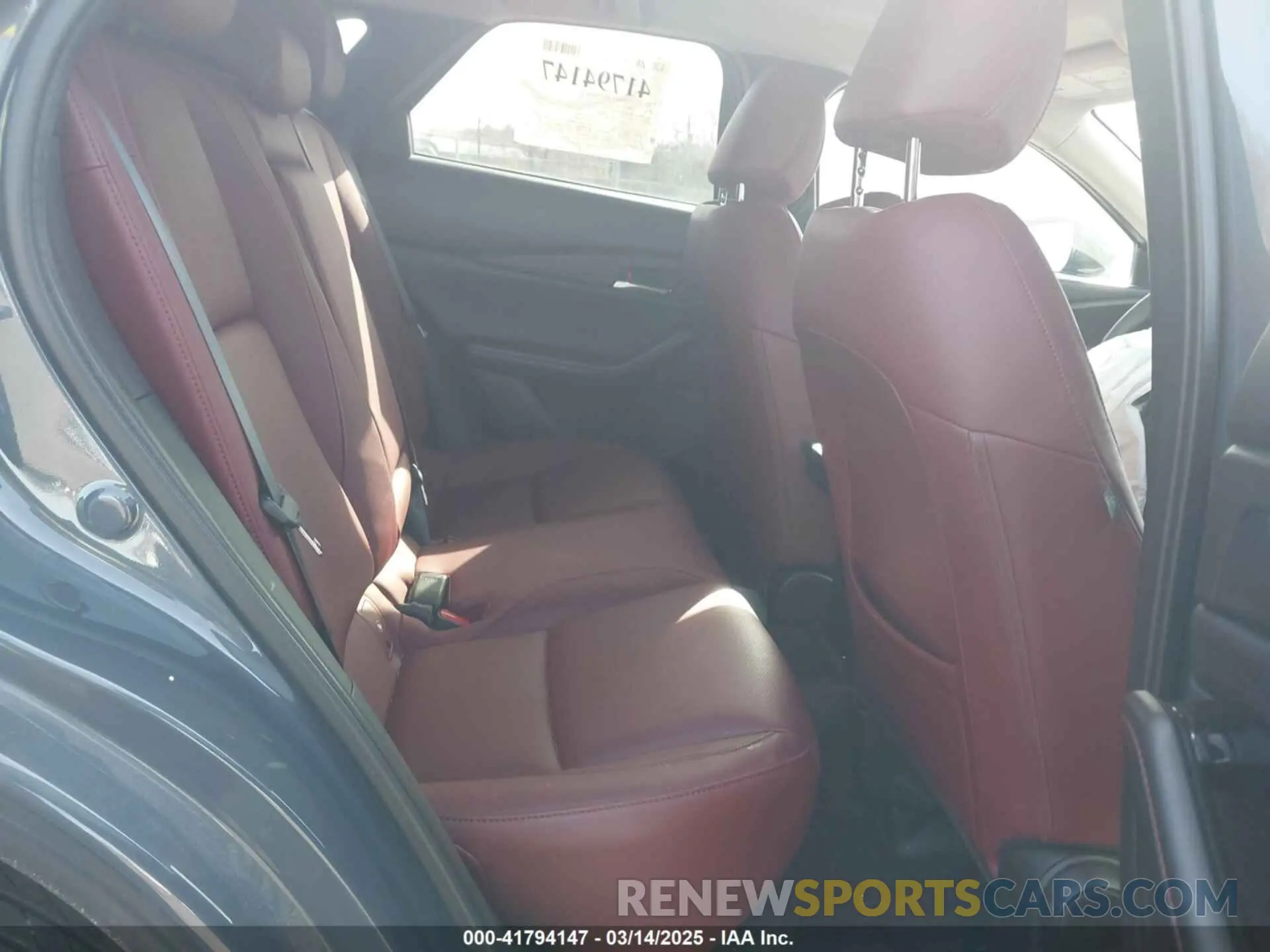 8 Photograph of a damaged car 3MVDMBCM3RM613500 MAZDA CX-30 2024