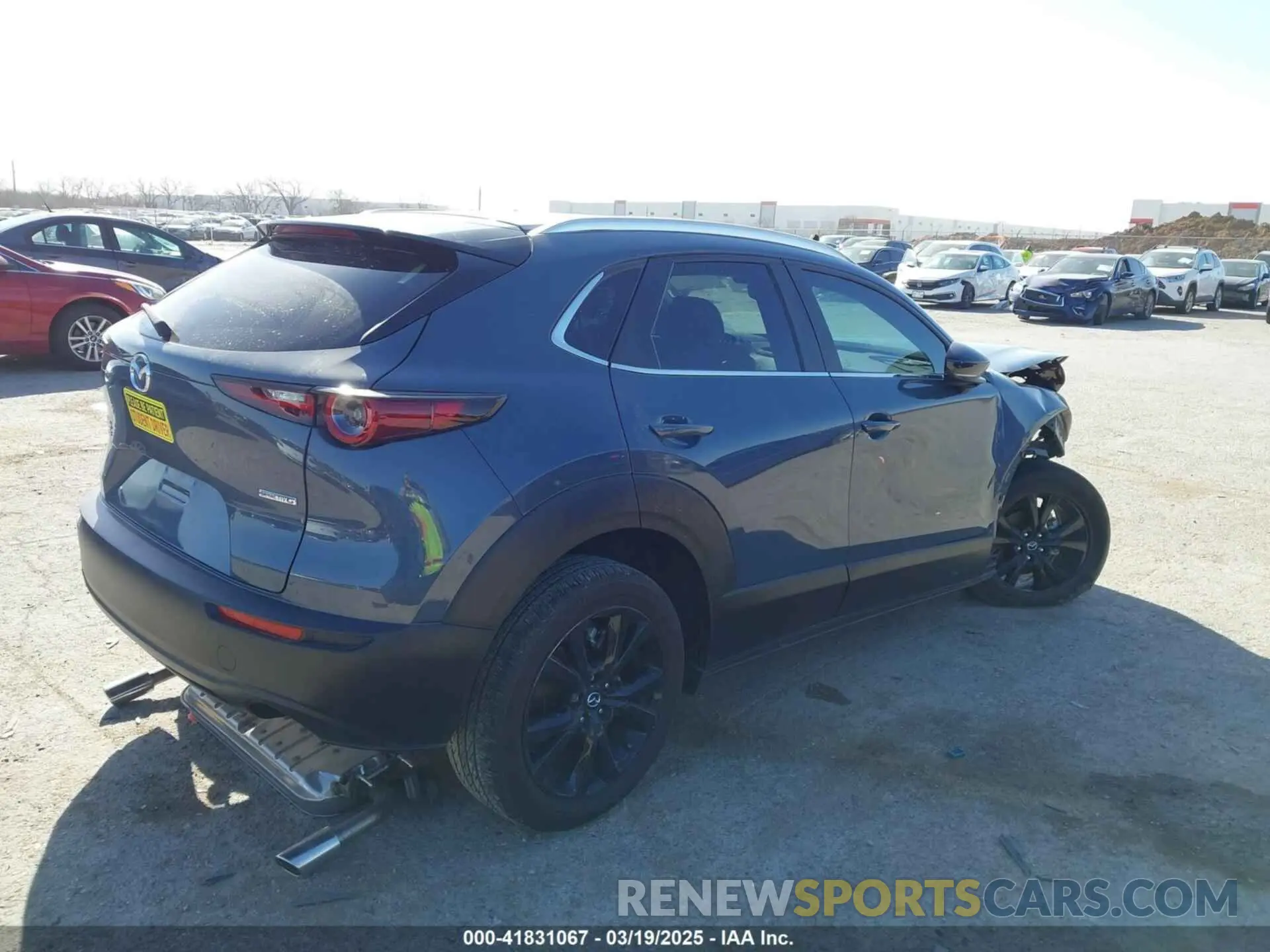 4 Photograph of a damaged car 3MVDMBCM3RM646304 MAZDA CX-30 2024