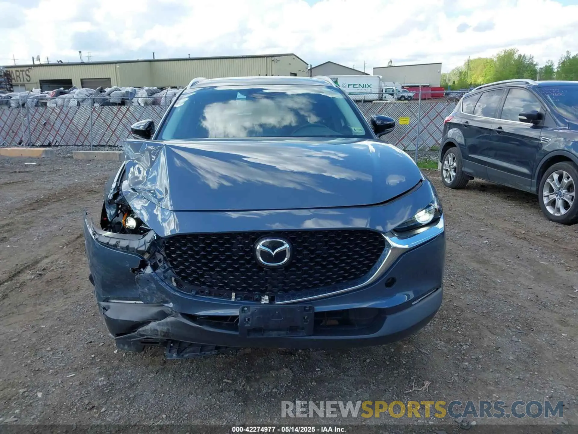 12 Photograph of a damaged car 3MVDMBCM3RM664365 MAZDA CX-30 2024