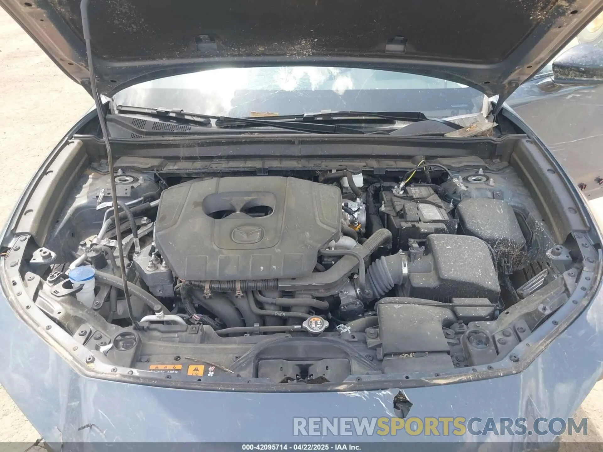 10 Photograph of a damaged car 3MVDMBCM3RM683241 MAZDA CX-30 2024