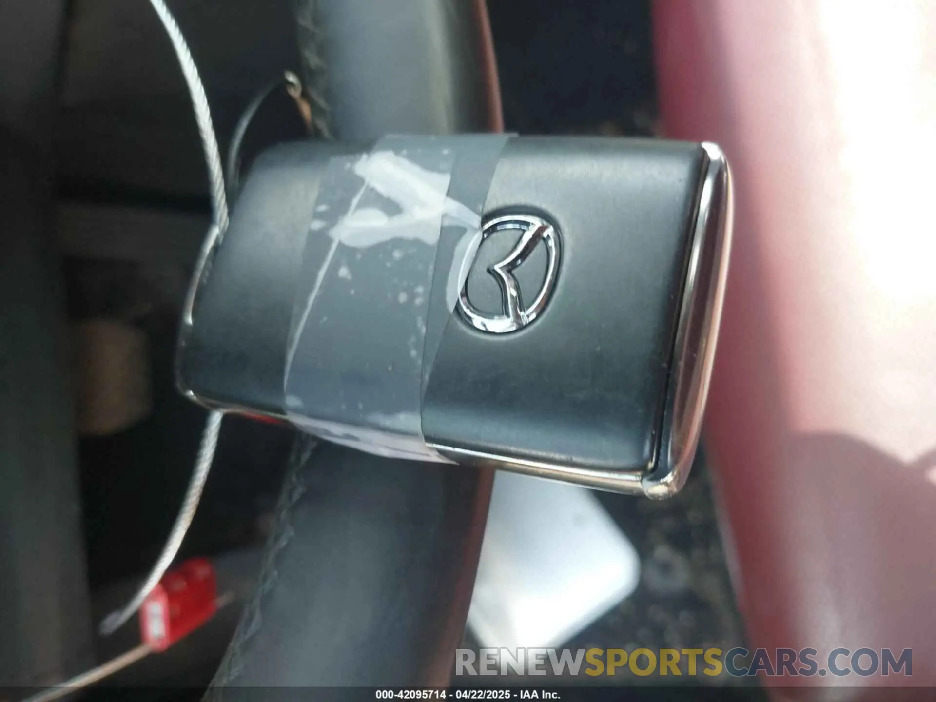 11 Photograph of a damaged car 3MVDMBCM3RM683241 MAZDA CX-30 2024