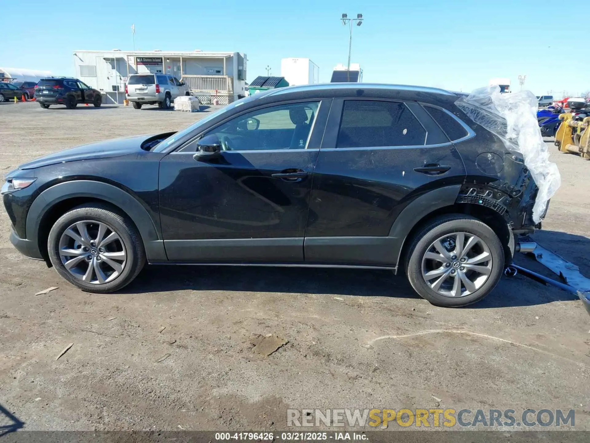 14 Photograph of a damaged car 3MVDMBCM4RM607530 MAZDA CX-30 2024