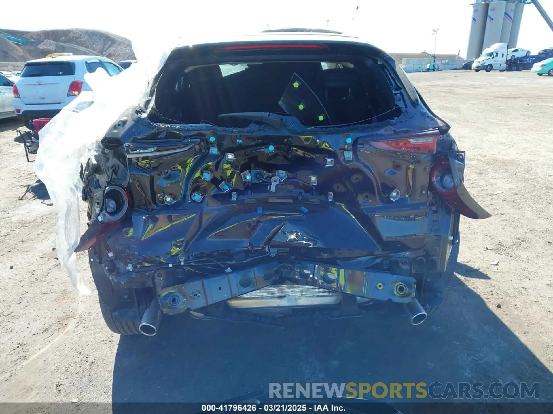 6 Photograph of a damaged car 3MVDMBCM4RM607530 MAZDA CX-30 2024