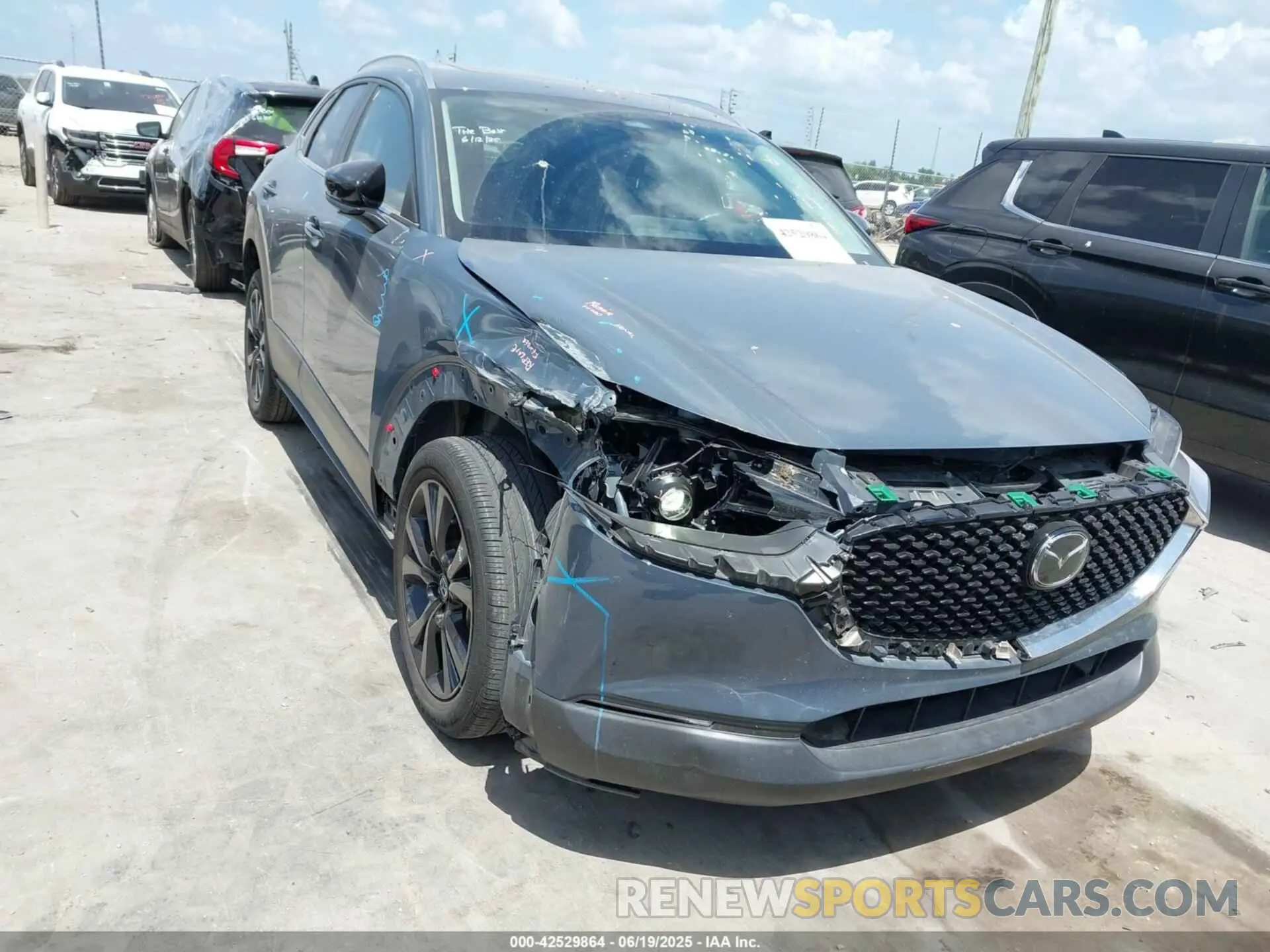1 Photograph of a damaged car 3MVDMBCM4RM651155 MAZDA CX-30 2024
