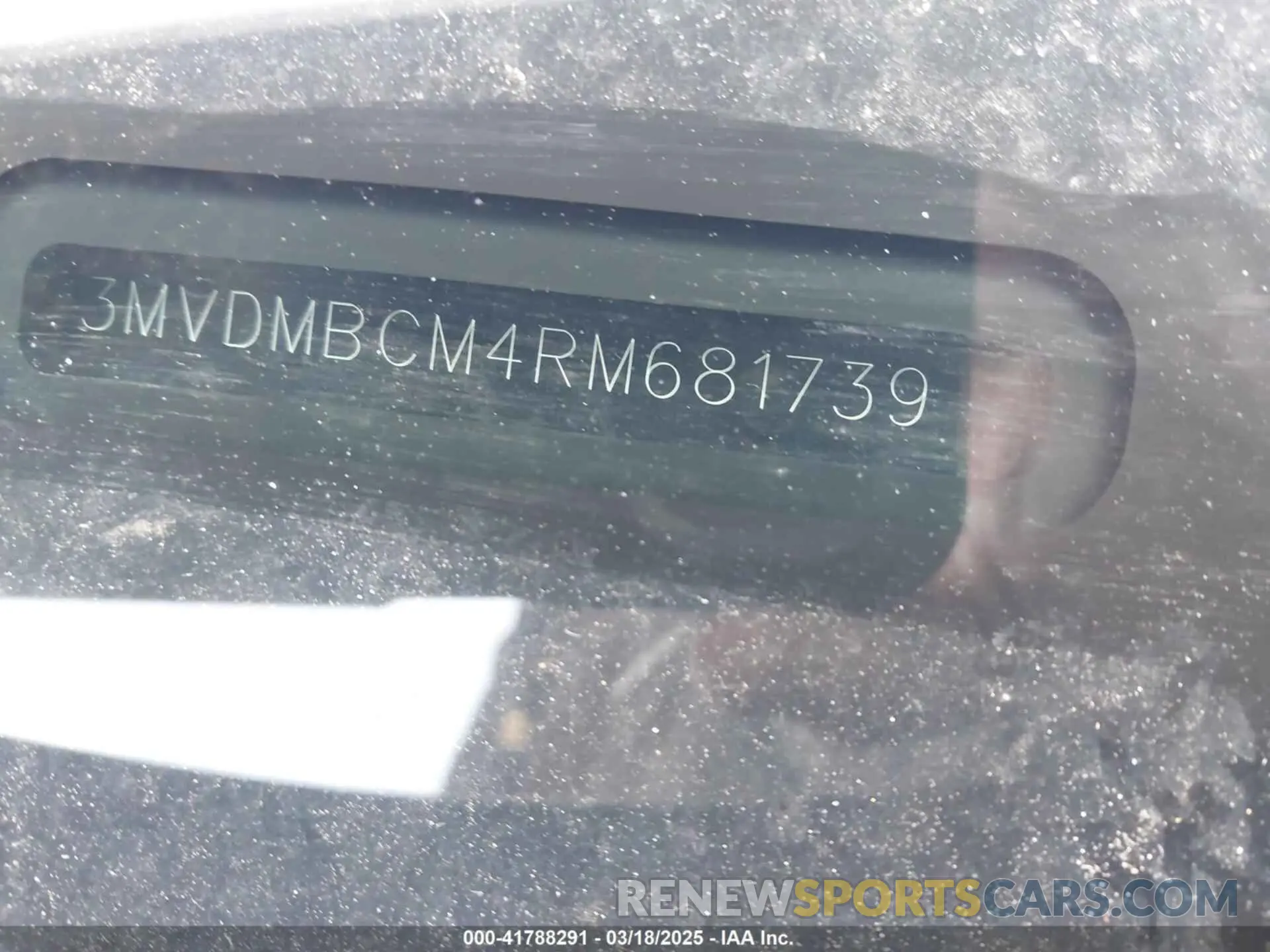 17 Photograph of a damaged car 3MVDMBCM4RM681739 MAZDA CX-30 2024