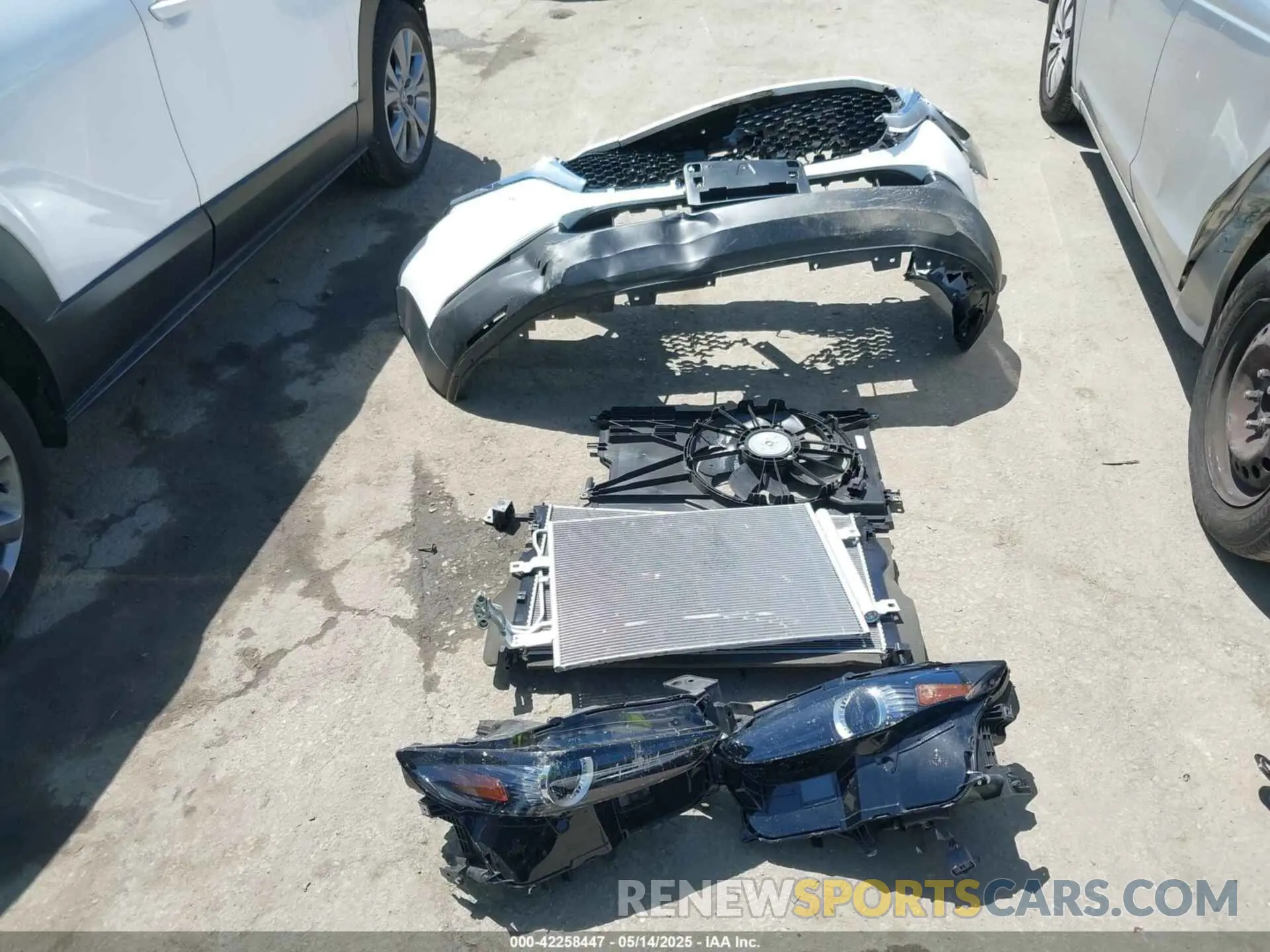 12 Photograph of a damaged car 3MVDMBCM4RM714884 MAZDA CX-30 2024