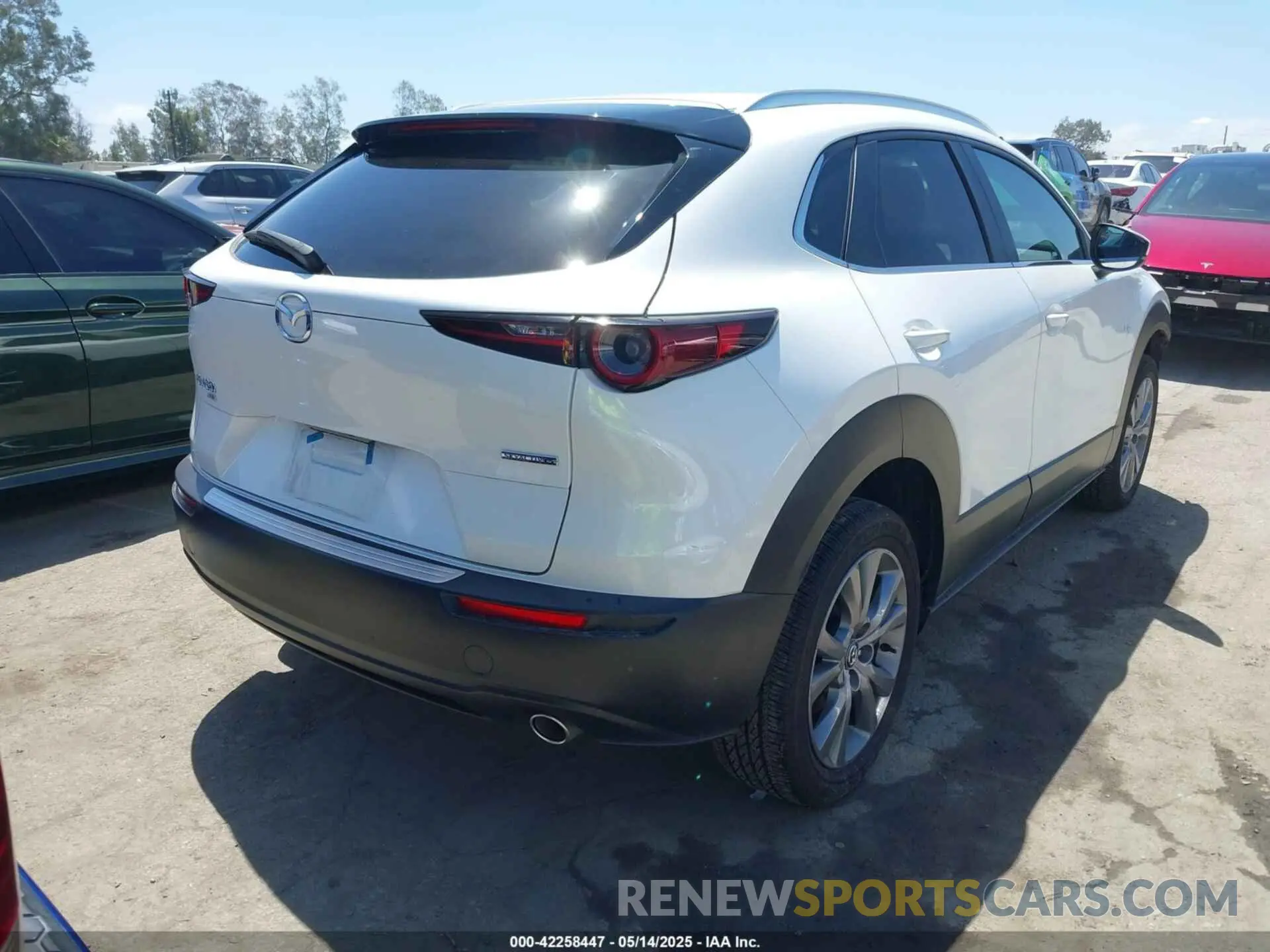 4 Photograph of a damaged car 3MVDMBCM4RM714884 MAZDA CX-30 2024