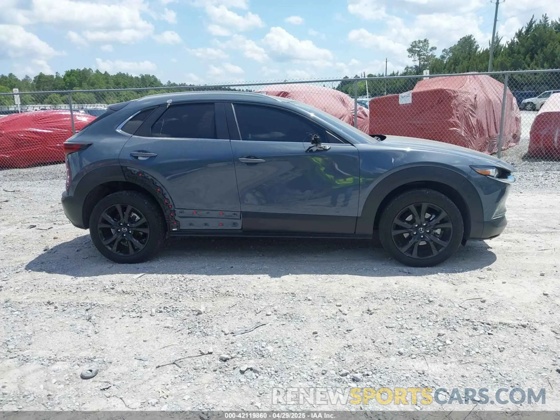 13 Photograph of a damaged car 3MVDMBCM5RM648894 MAZDA CX-30 2024