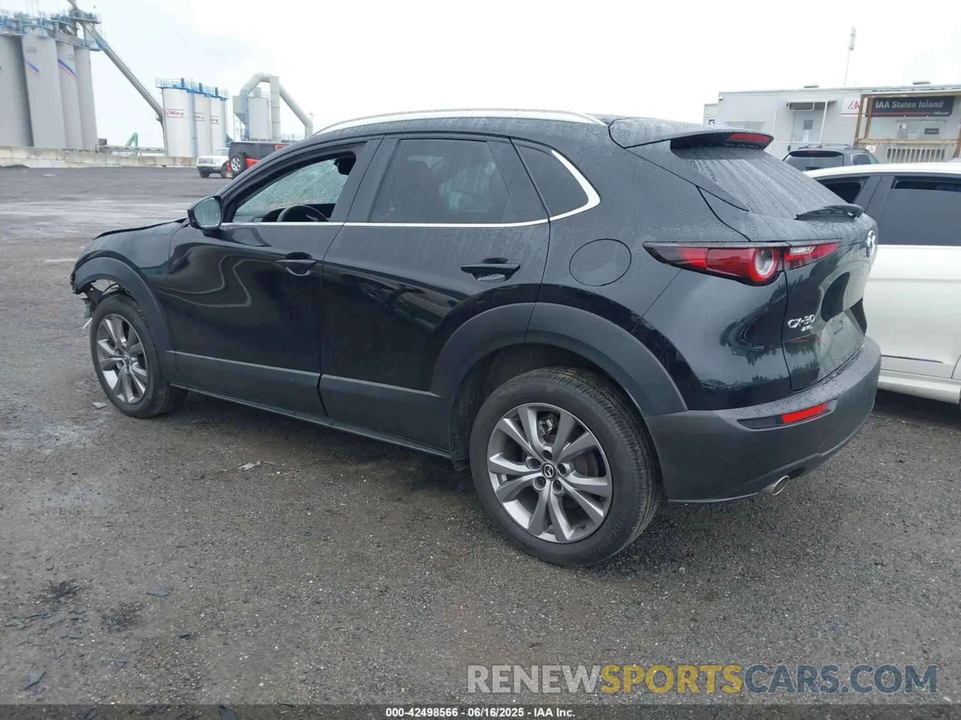 3 Photograph of a damaged car 3MVDMBCM6RM604225 MAZDA CX-30 2024
