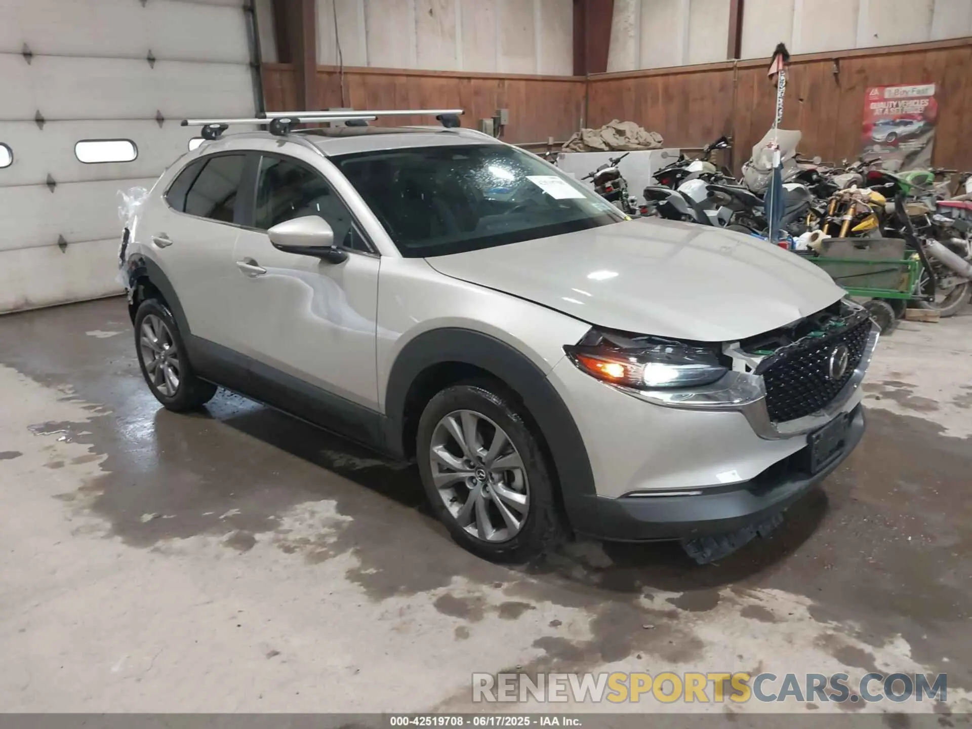 1 Photograph of a damaged car 3MVDMBCM6RM609392 MAZDA CX-30 2024