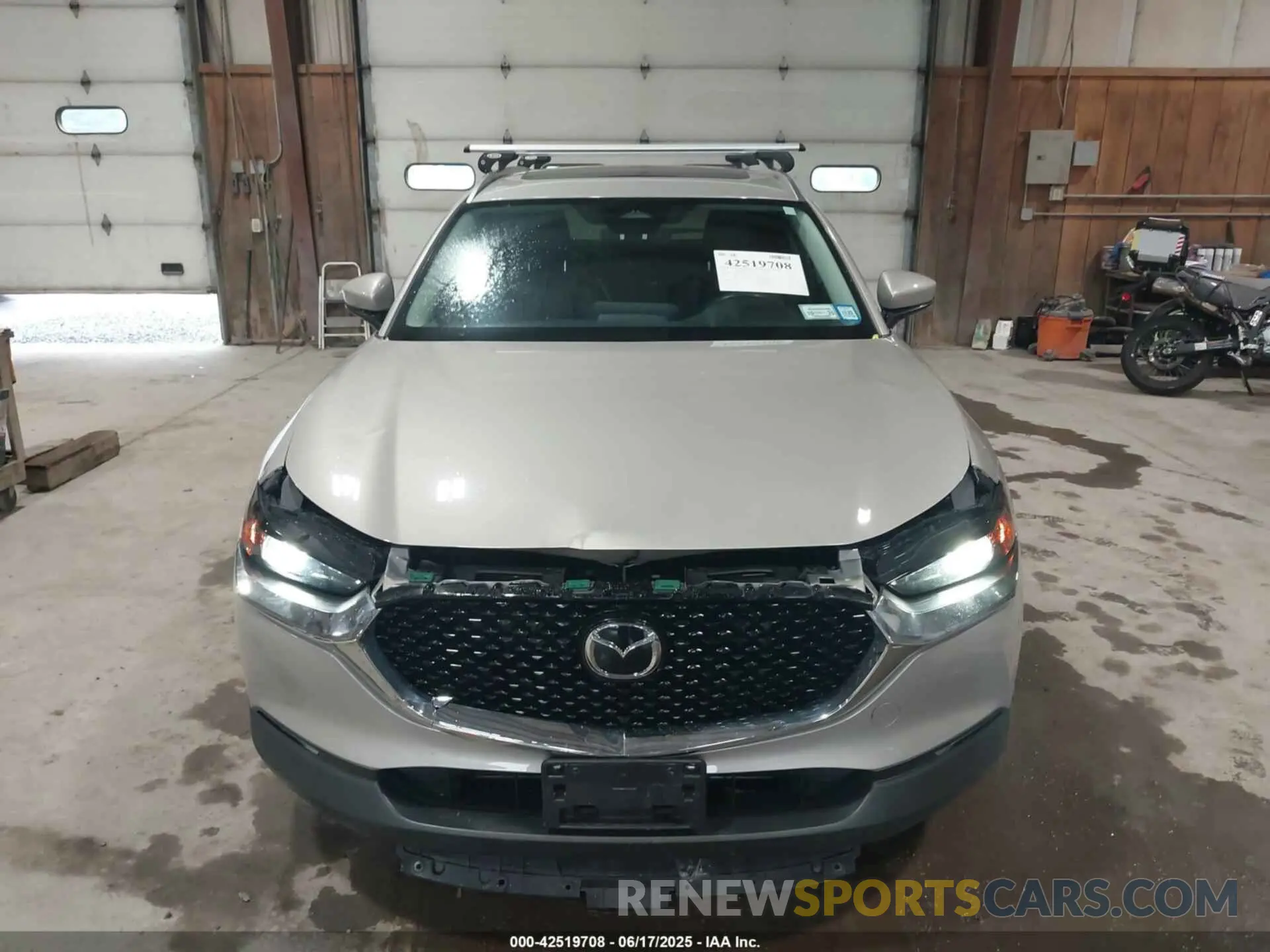 13 Photograph of a damaged car 3MVDMBCM6RM609392 MAZDA CX-30 2024