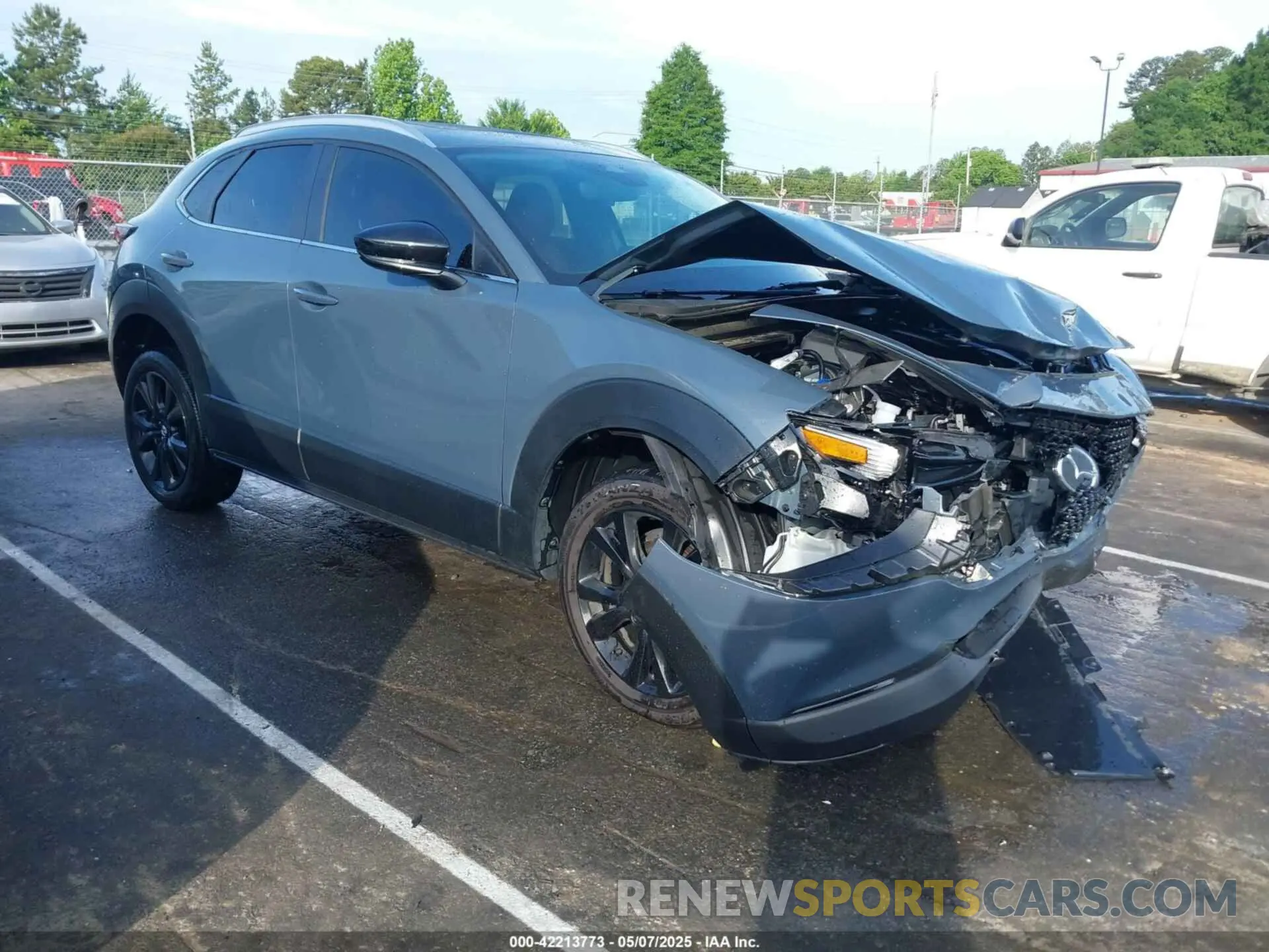 1 Photograph of a damaged car 3MVDMBCM6RM673142 MAZDA CX-30 2024
