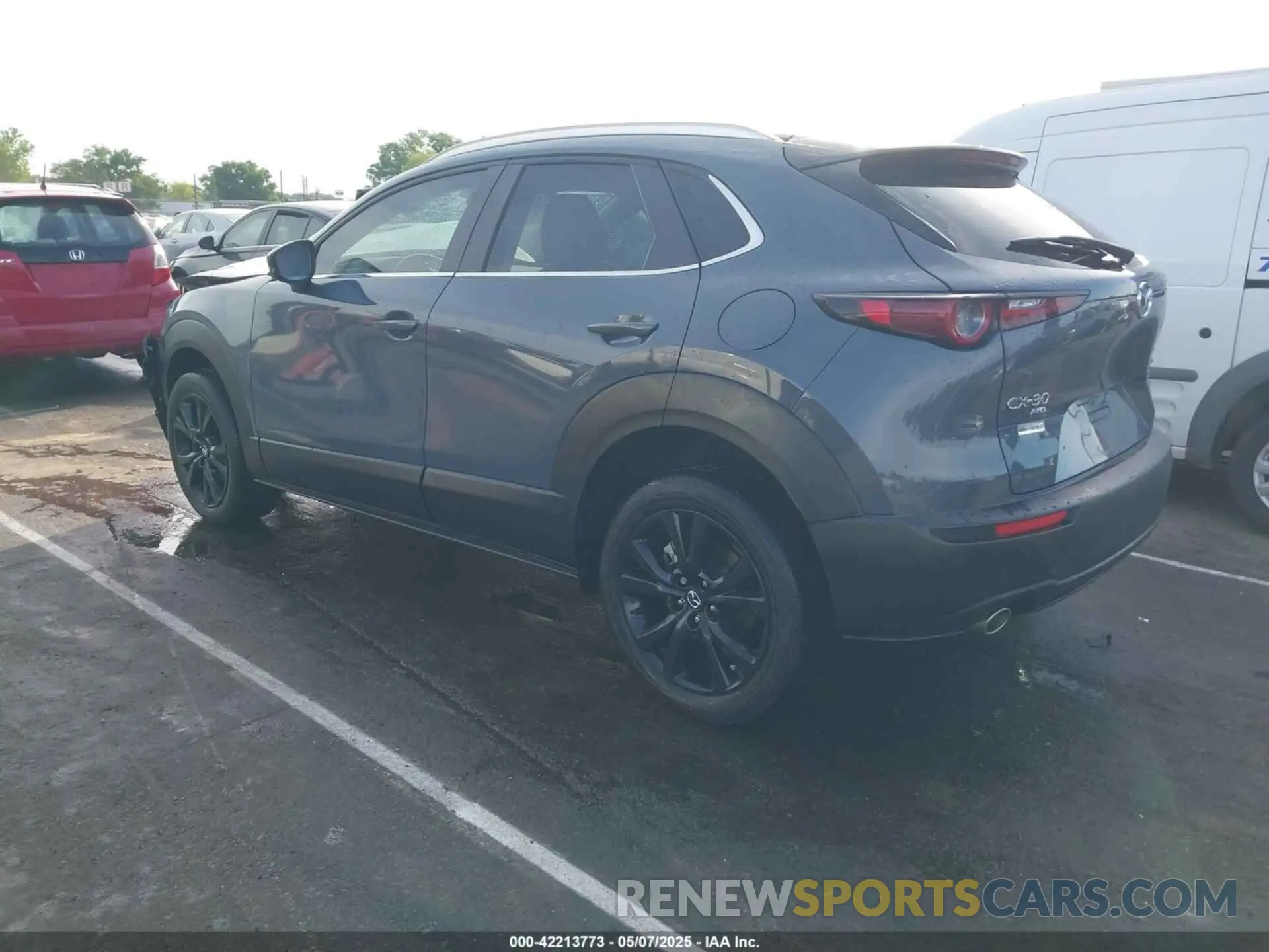 3 Photograph of a damaged car 3MVDMBCM6RM673142 MAZDA CX-30 2024