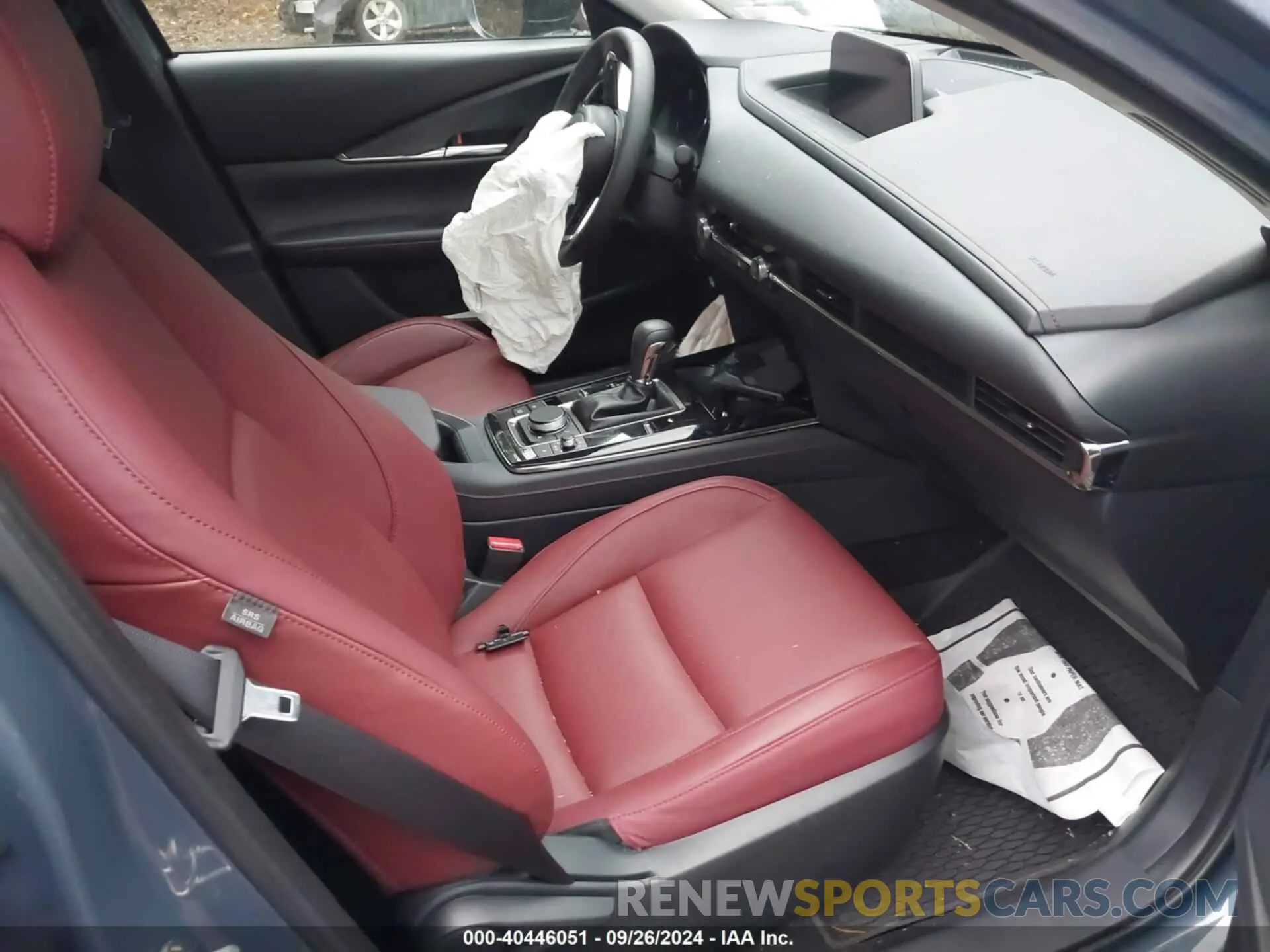 5 Photograph of a damaged car 3MVDMBCM6RM674193 MAZDA CX-30 2024