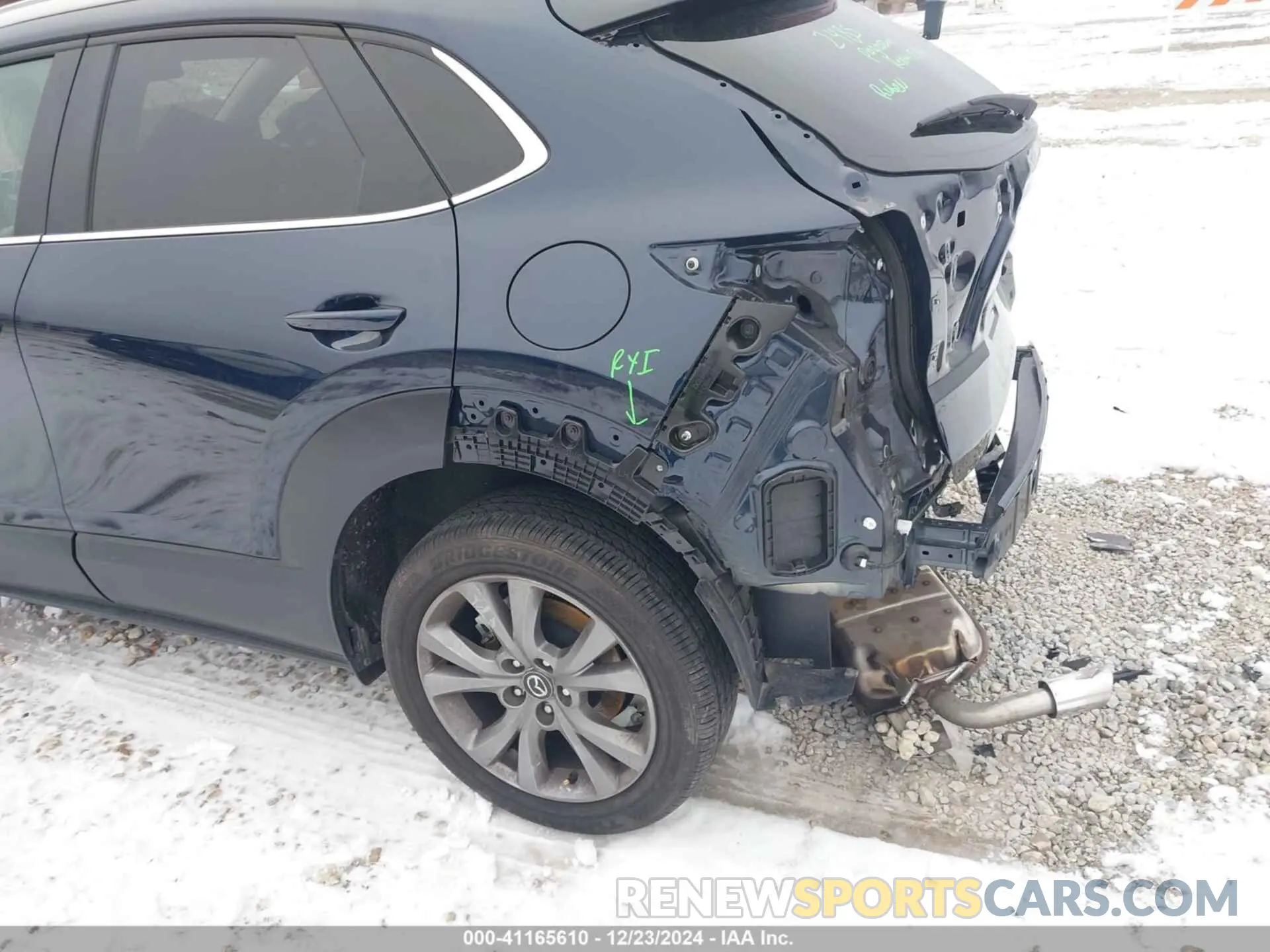 19 Photograph of a damaged car 3MVDMBCM7RM620496 MAZDA CX-30 2024