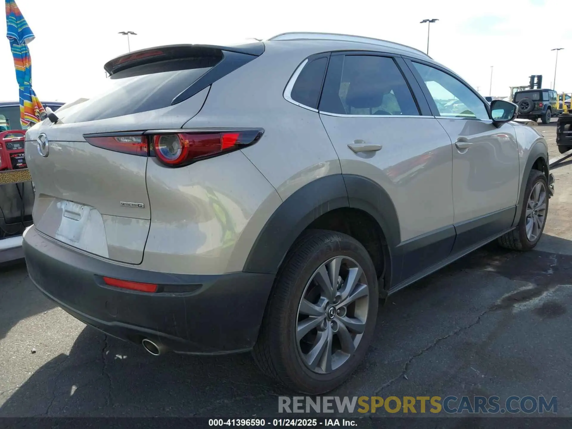 4 Photograph of a damaged car 3MVDMBCM7RM638304 MAZDA CX-30 2024