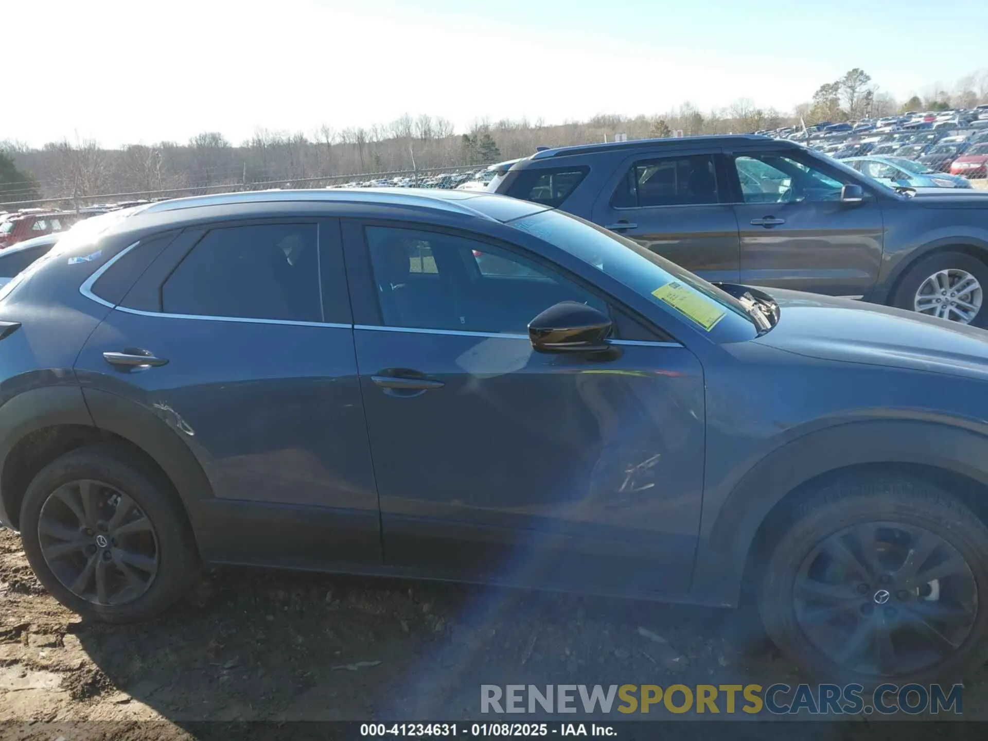 14 Photograph of a damaged car 3MVDMBCM7RM647083 MAZDA CX-30 2024