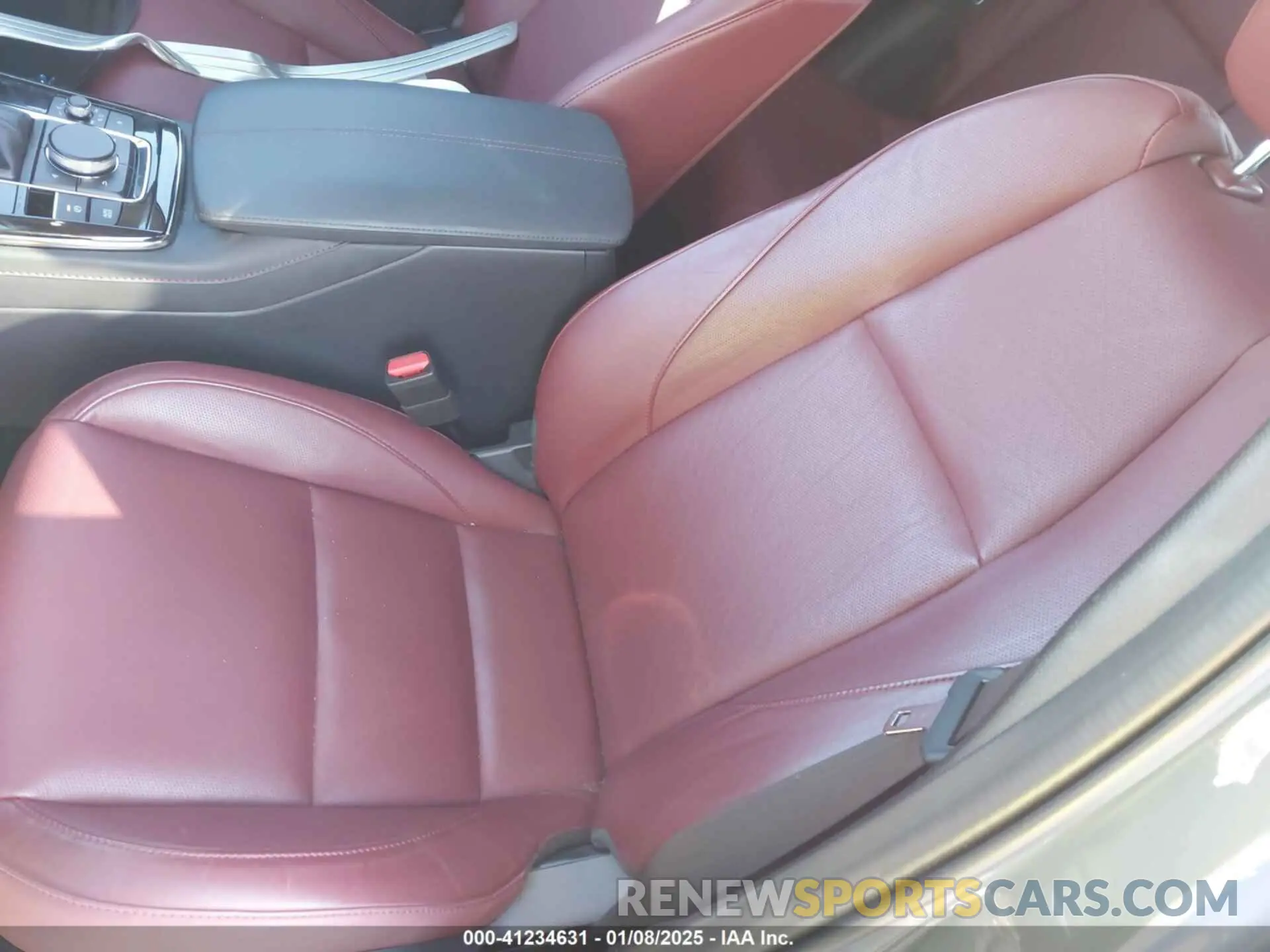 22 Photograph of a damaged car 3MVDMBCM7RM647083 MAZDA CX-30 2024