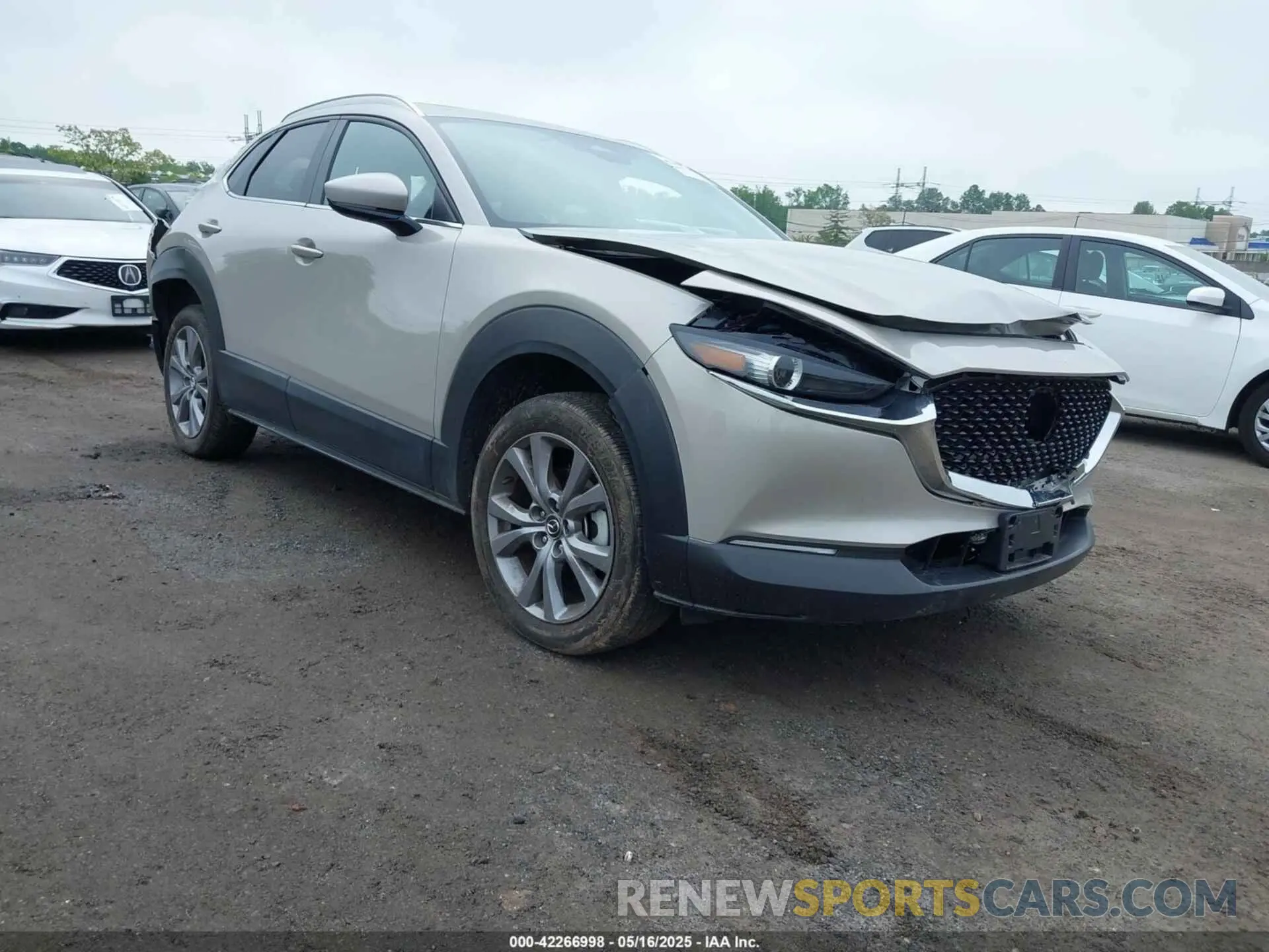 1 Photograph of a damaged car 3MVDMBCM7RM702714 MAZDA CX-30 2024