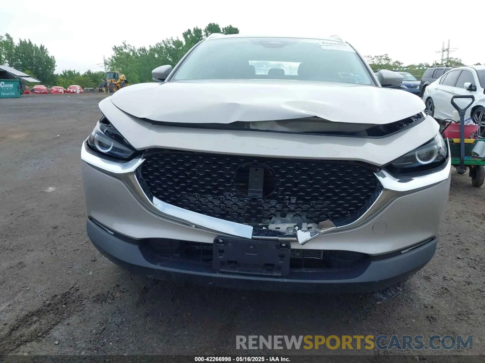6 Photograph of a damaged car 3MVDMBCM7RM702714 MAZDA CX-30 2024