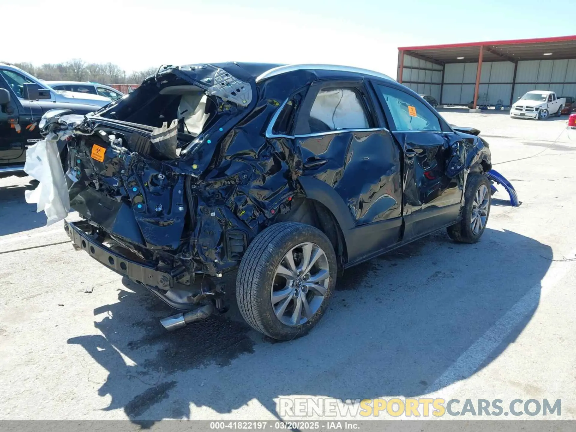 4 Photograph of a damaged car 3MVDMBCM8RM622175 MAZDA CX-30 2024