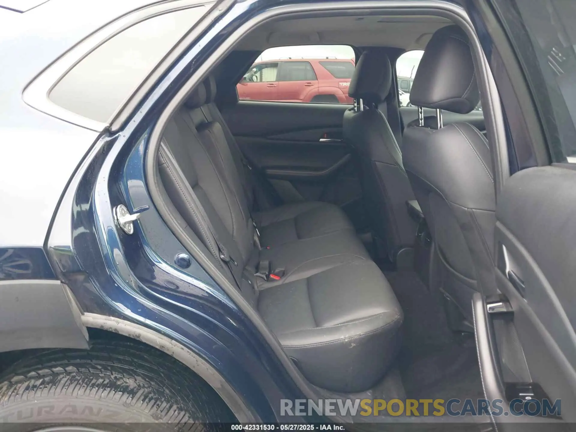 8 Photograph of a damaged car 3MVDMBCM9RM602453 MAZDA CX-30 2024