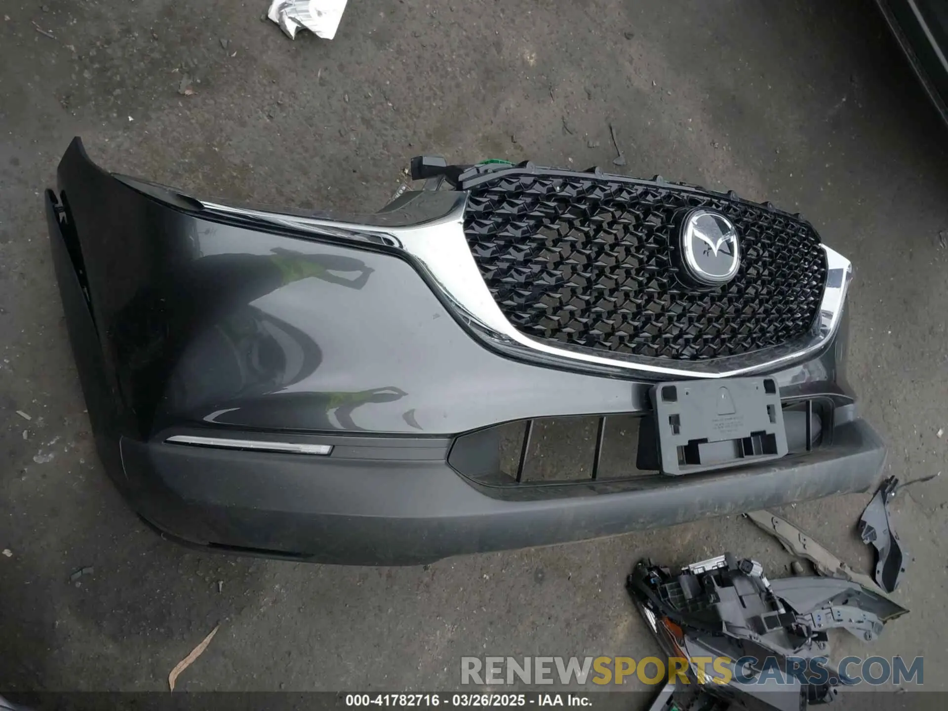 17 Photograph of a damaged car 3MVDMBCM9RM636876 MAZDA CX-30 2024