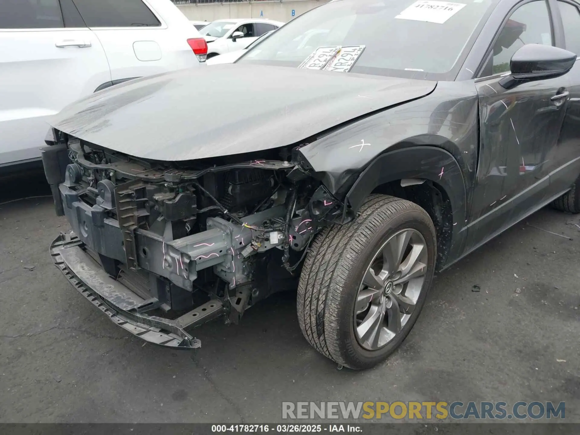 6 Photograph of a damaged car 3MVDMBCM9RM636876 MAZDA CX-30 2024