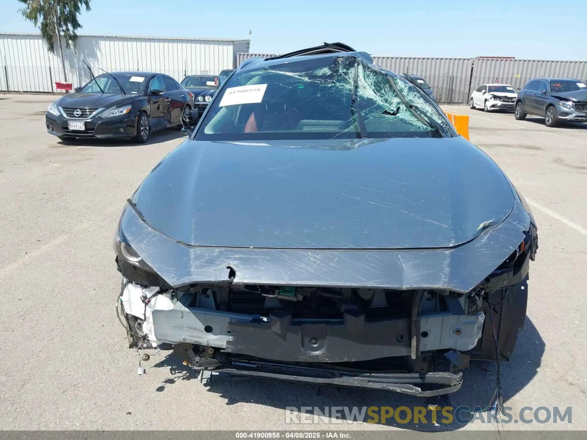 11 Photograph of a damaged car 3MVDMBCMXRM640631 MAZDA CX-30 2024