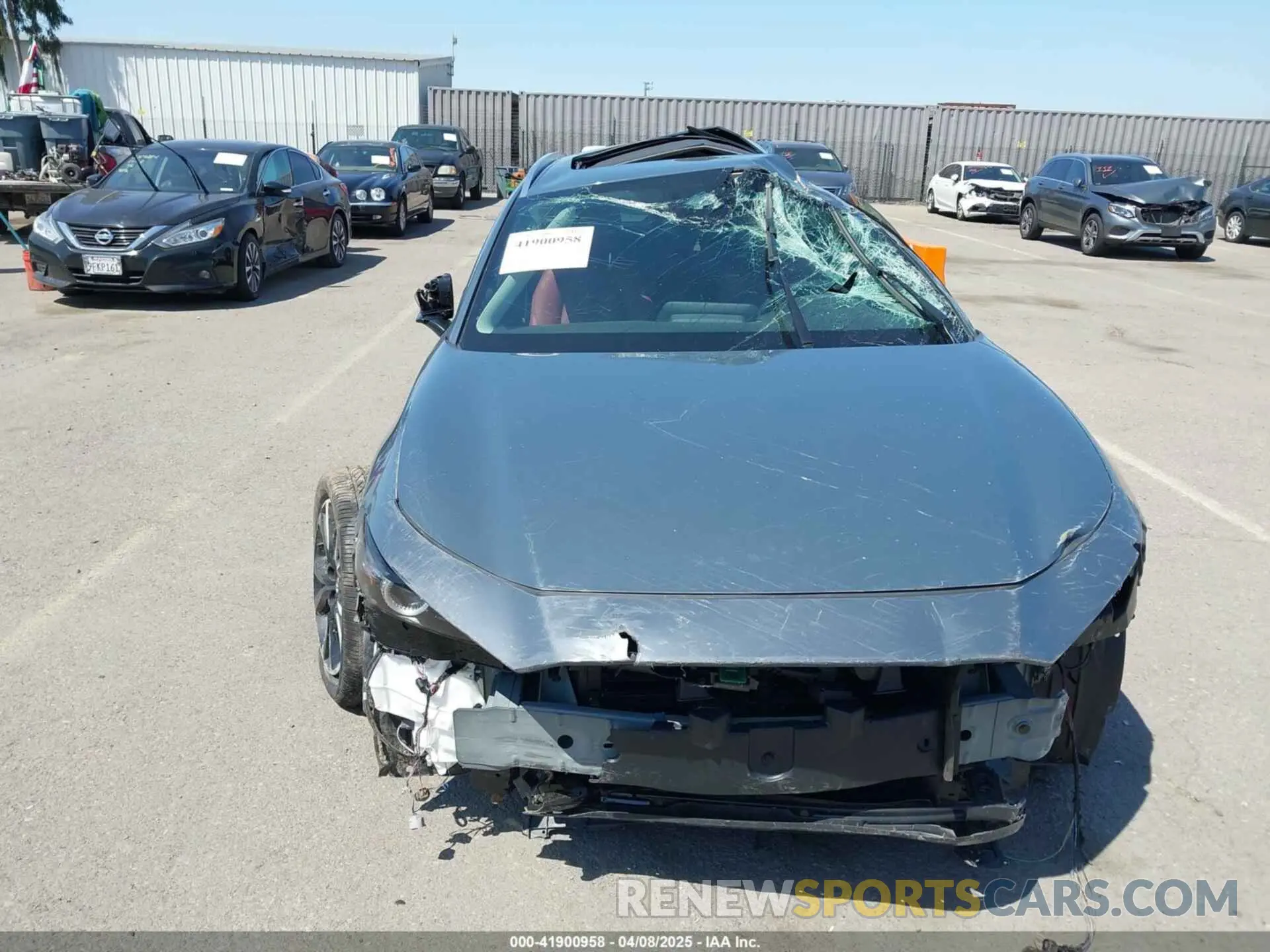 6 Photograph of a damaged car 3MVDMBCMXRM640631 MAZDA CX-30 2024