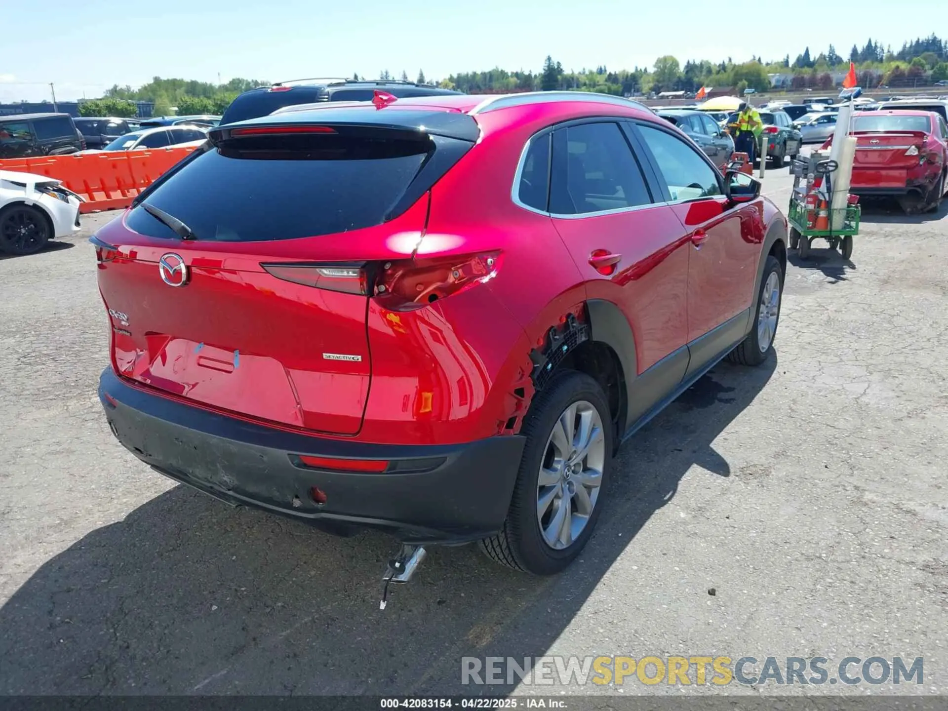 4 Photograph of a damaged car 3MVDMBDM2RM698179 MAZDA CX-30 2024