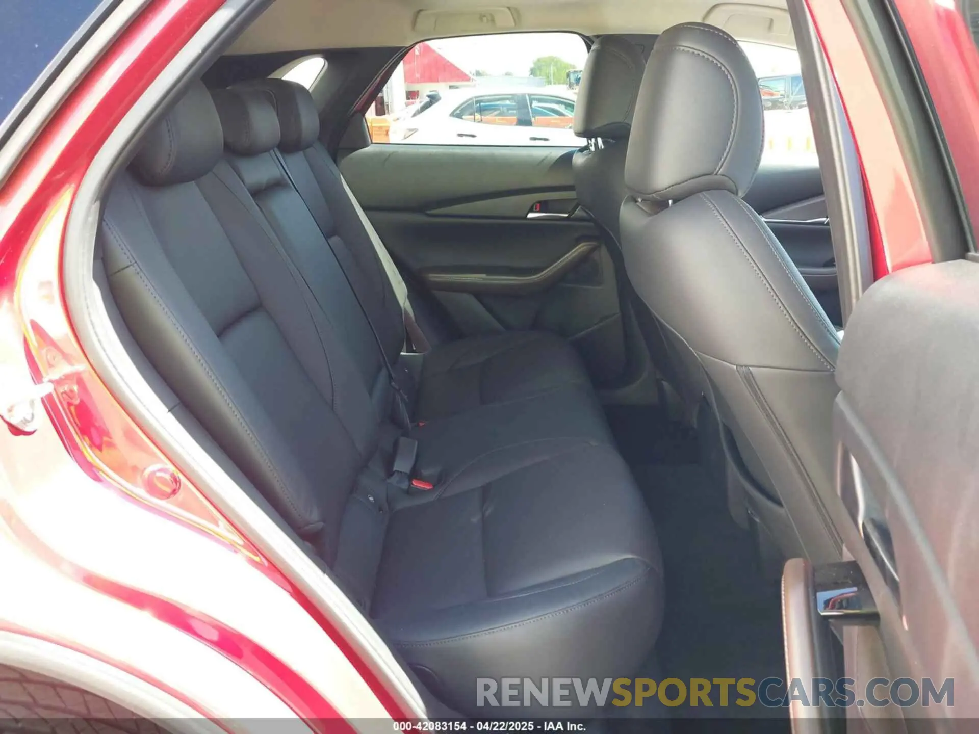 8 Photograph of a damaged car 3MVDMBDM2RM698179 MAZDA CX-30 2024